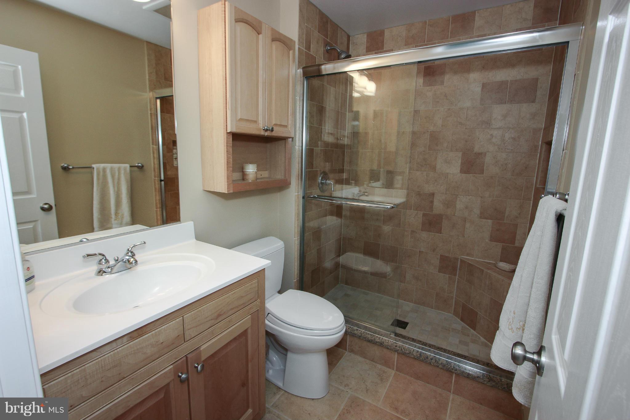 BLUE SPRING FARM - Residential