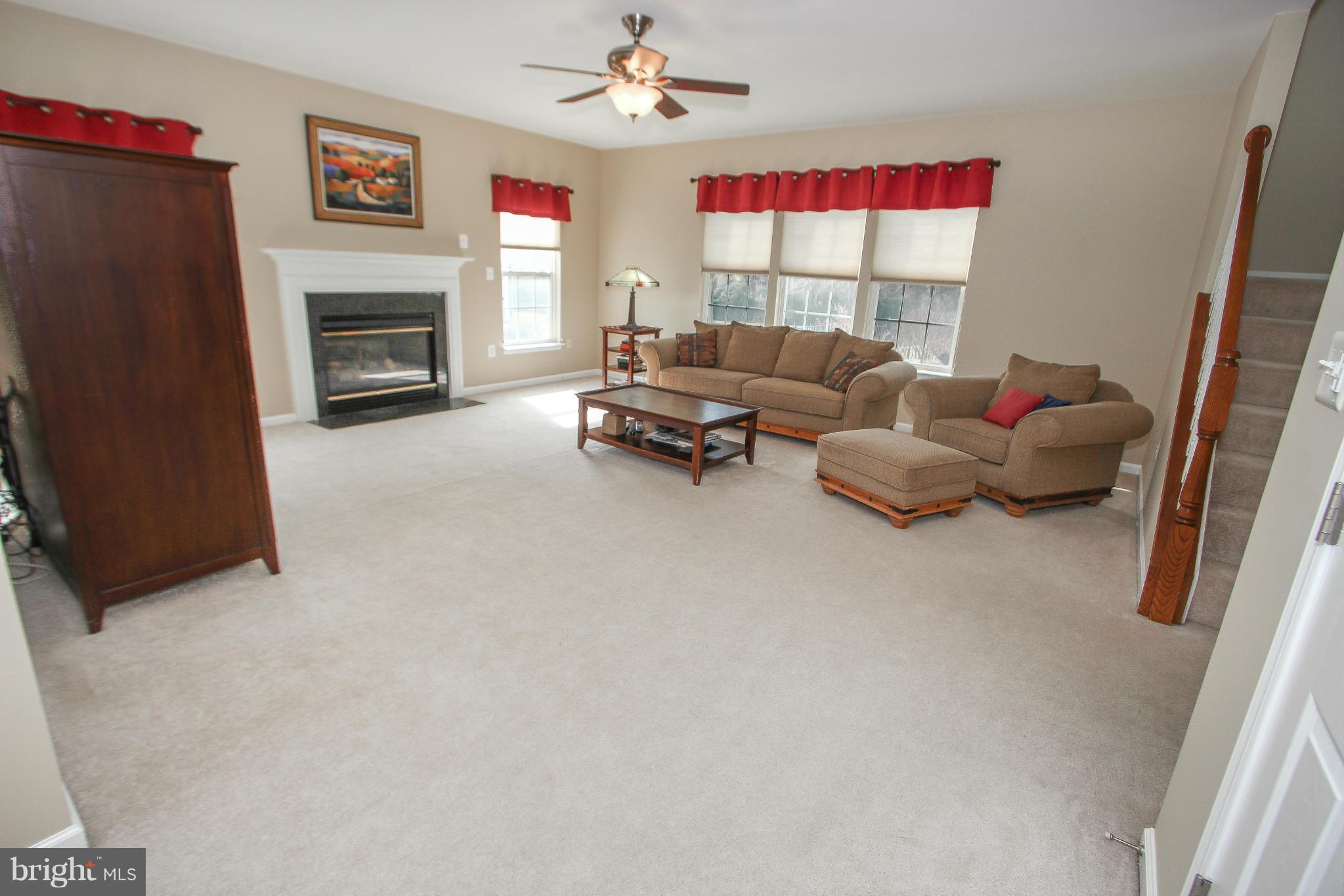 BLUE SPRING FARM - Residential