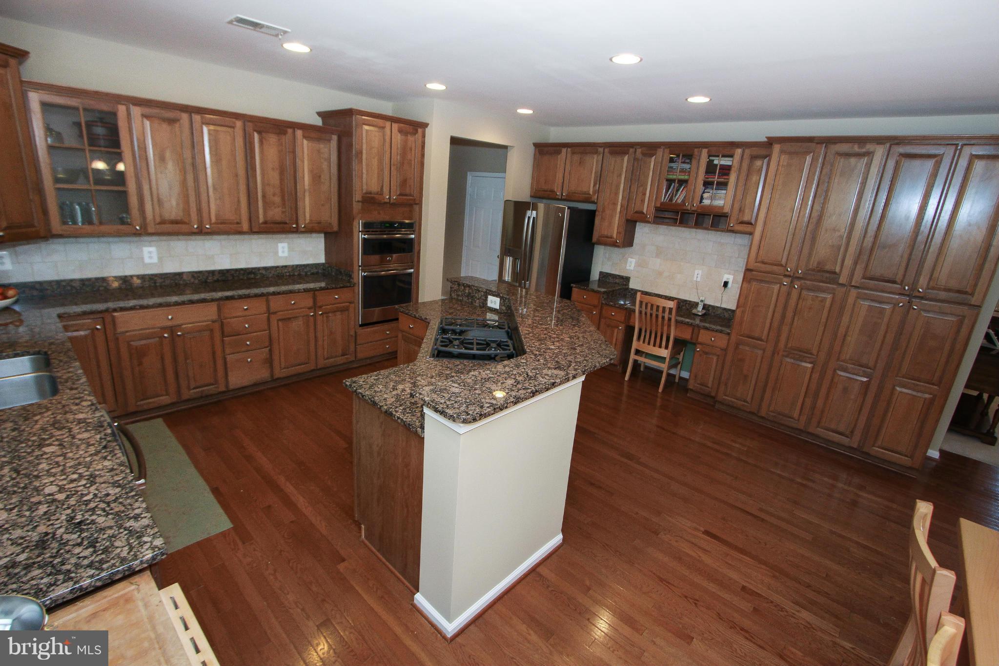 BLUE SPRING FARM - Residential