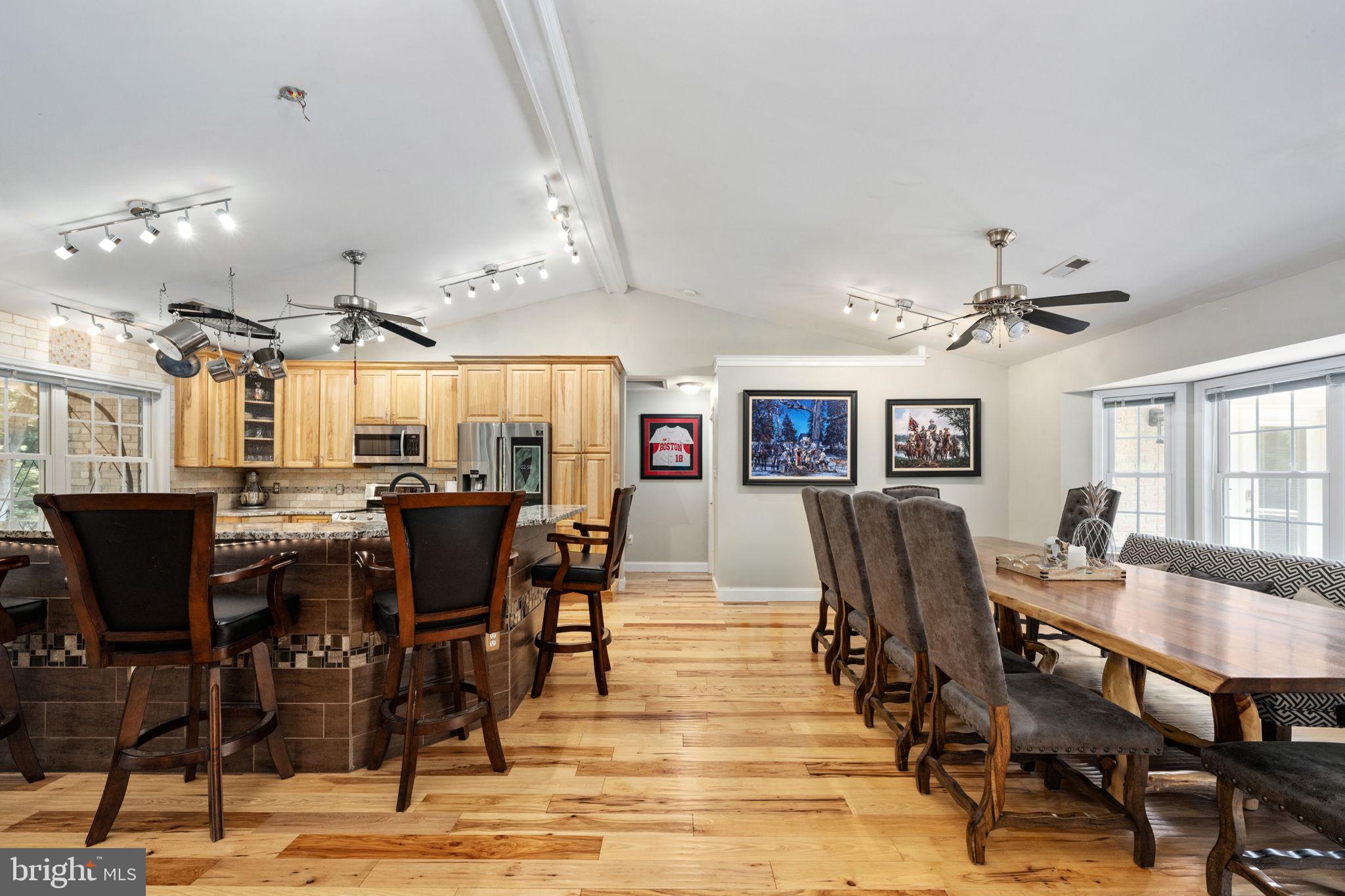 TALL PINES - Residential