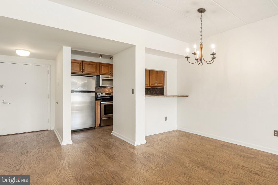 463 1ST ST 5-D