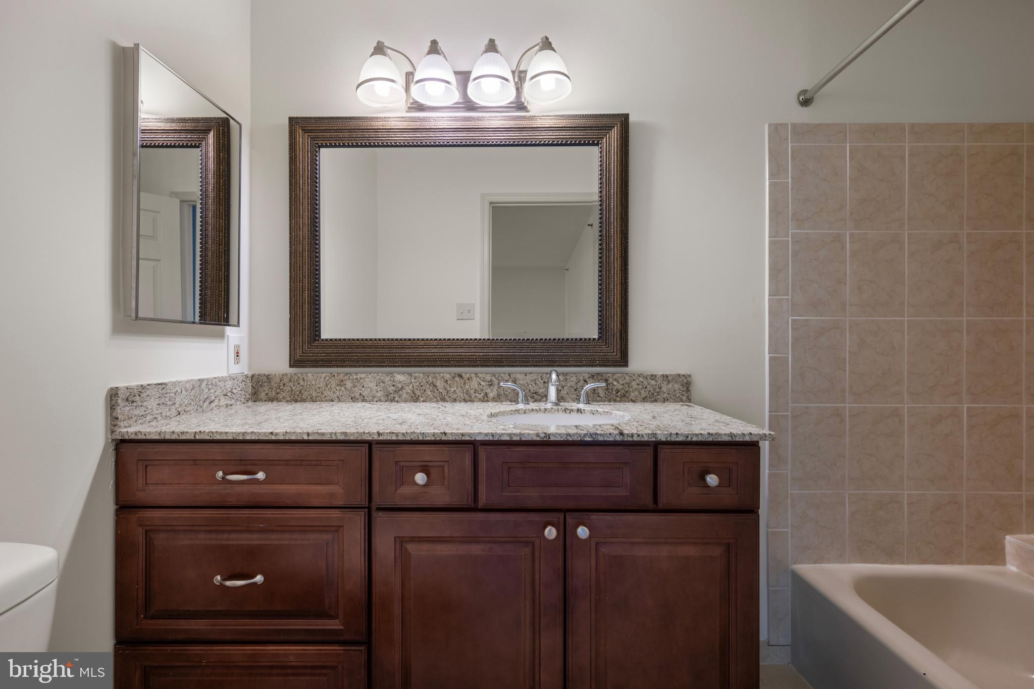 LOVETON FARMS - Residential