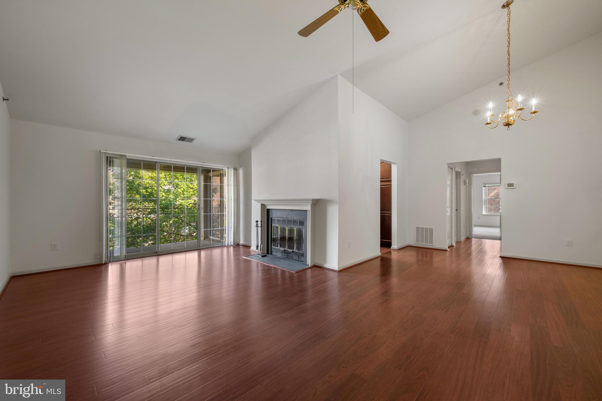 LOVETON FARMS - Residential