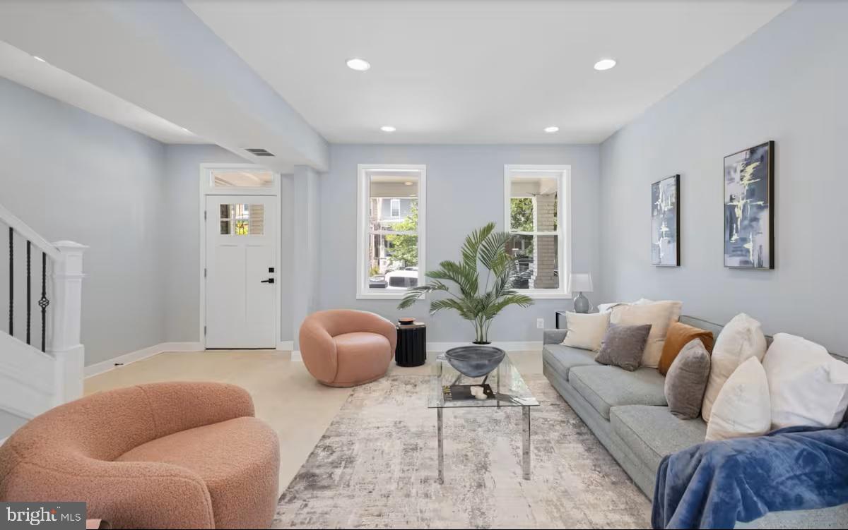 706 LONGFELLOW STREET NW