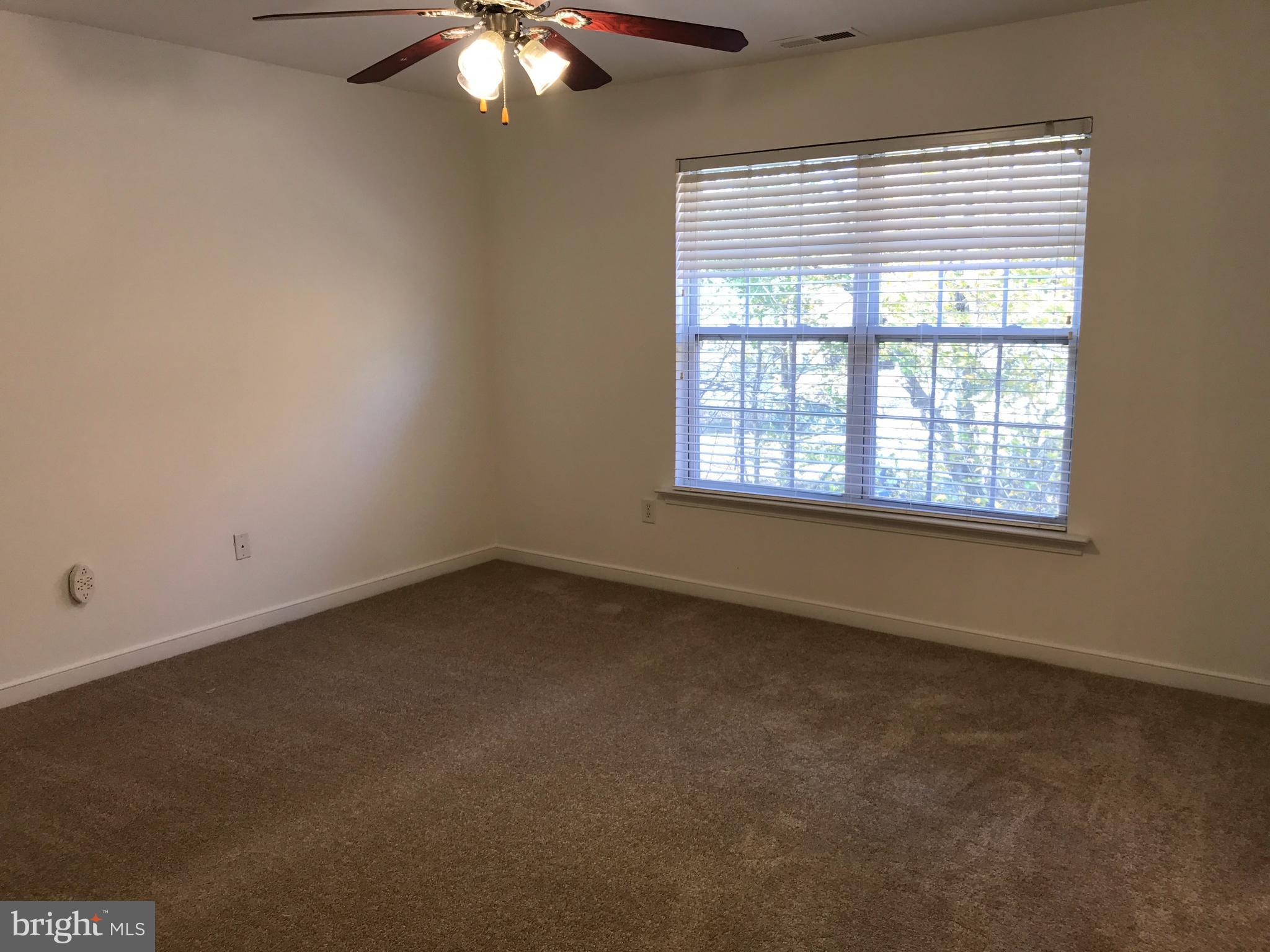 FOUR MILE RUN - Residential Lease