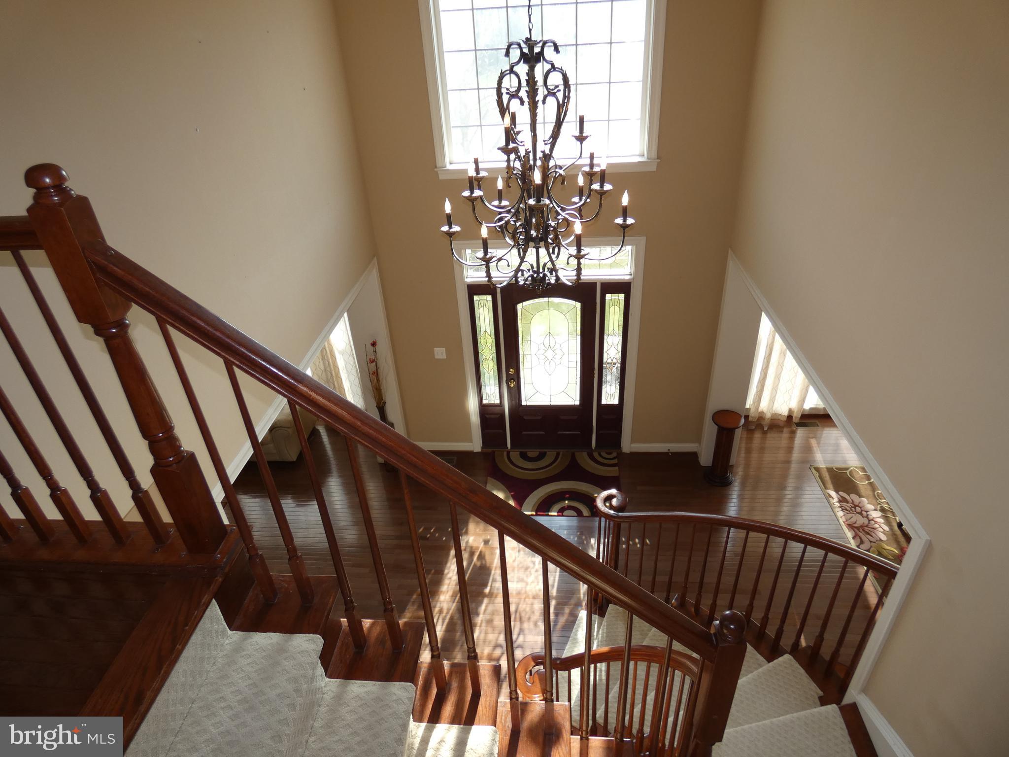 BROAD RUN OAKS - Residential