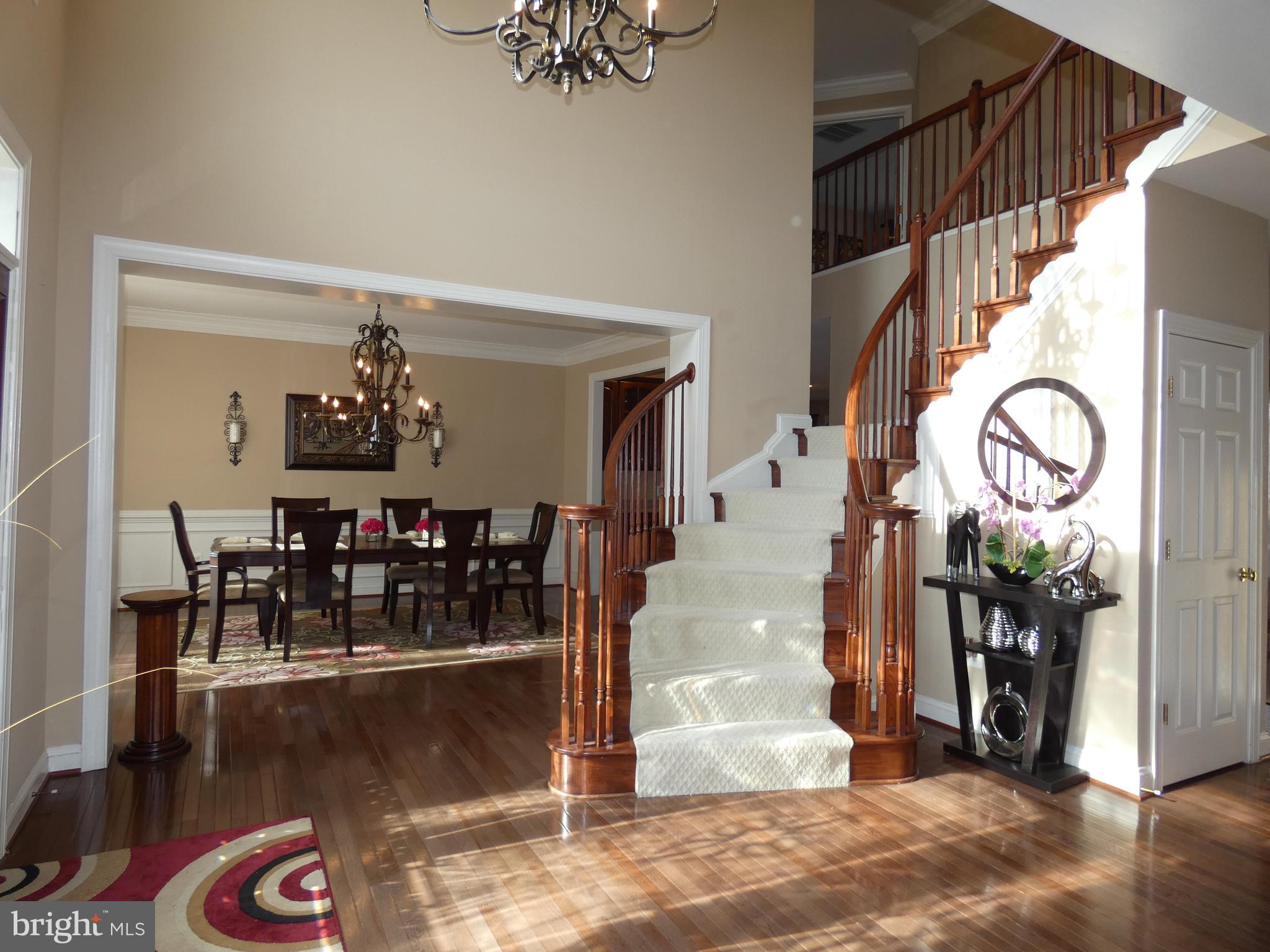 BROAD RUN OAKS - Residential