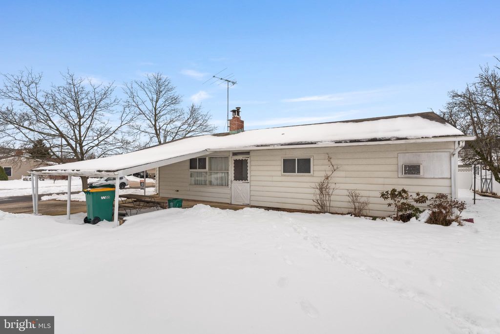 Photo of 57 Palm Lane, LEVITTOWN, PA 19054 (MLS # PABU2113970)