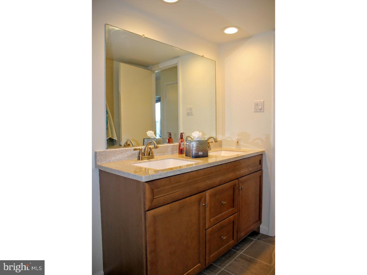 VILLAGE II - Residential