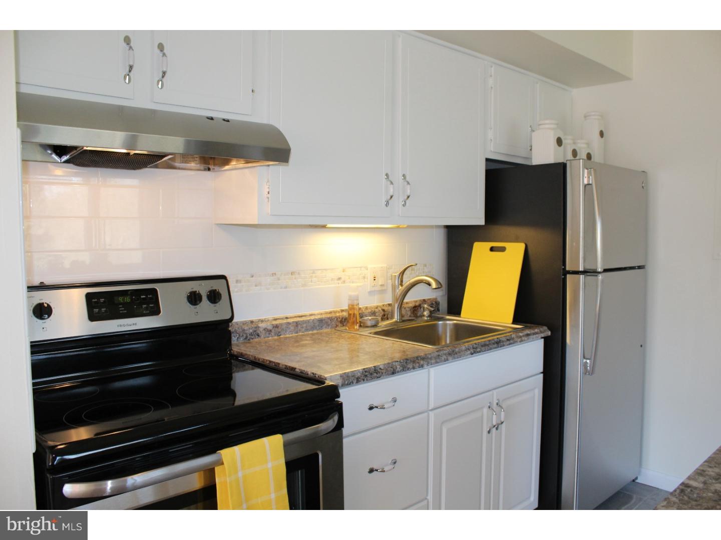 VILLAGE II - Residential