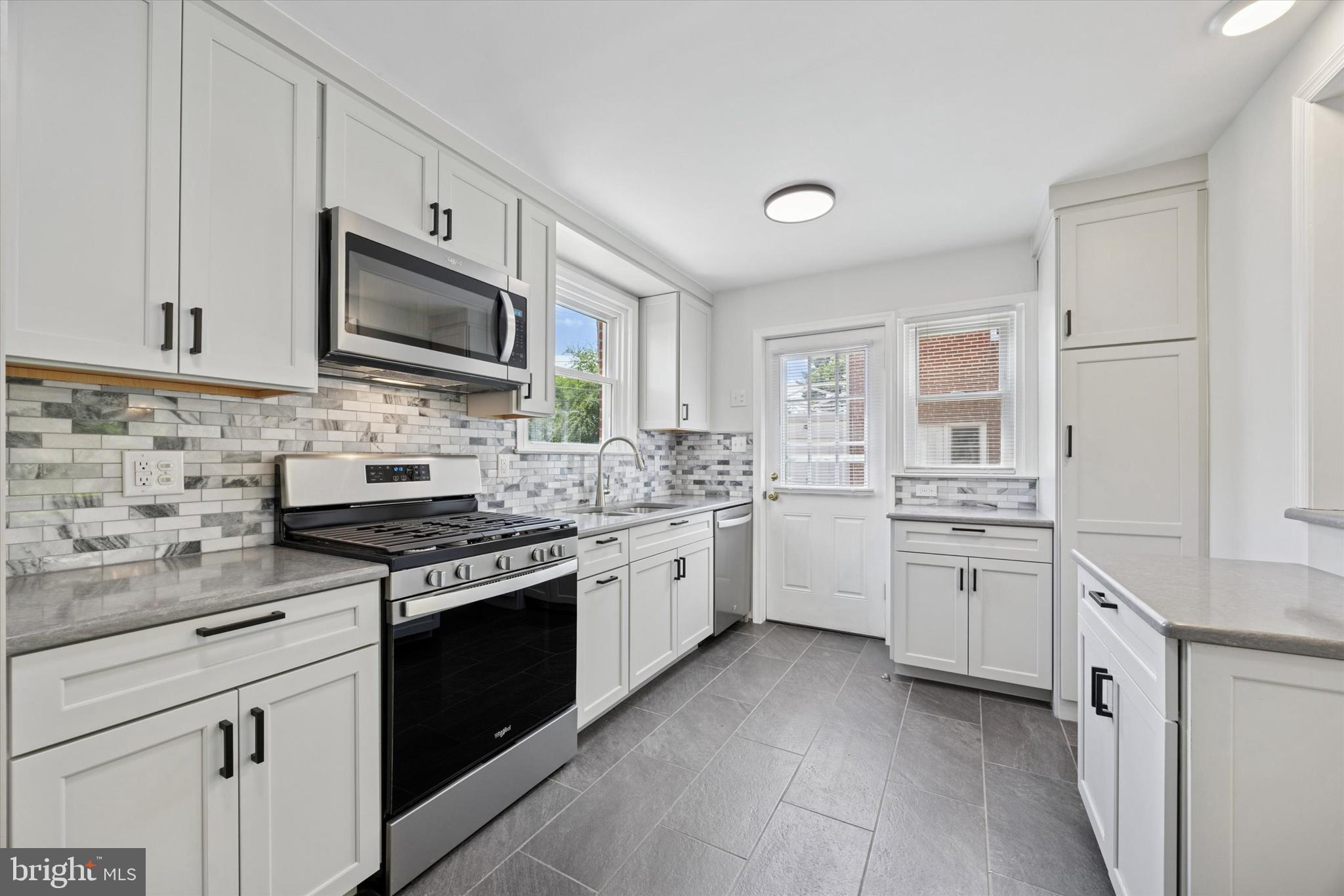 609 LATHAM DRIVE