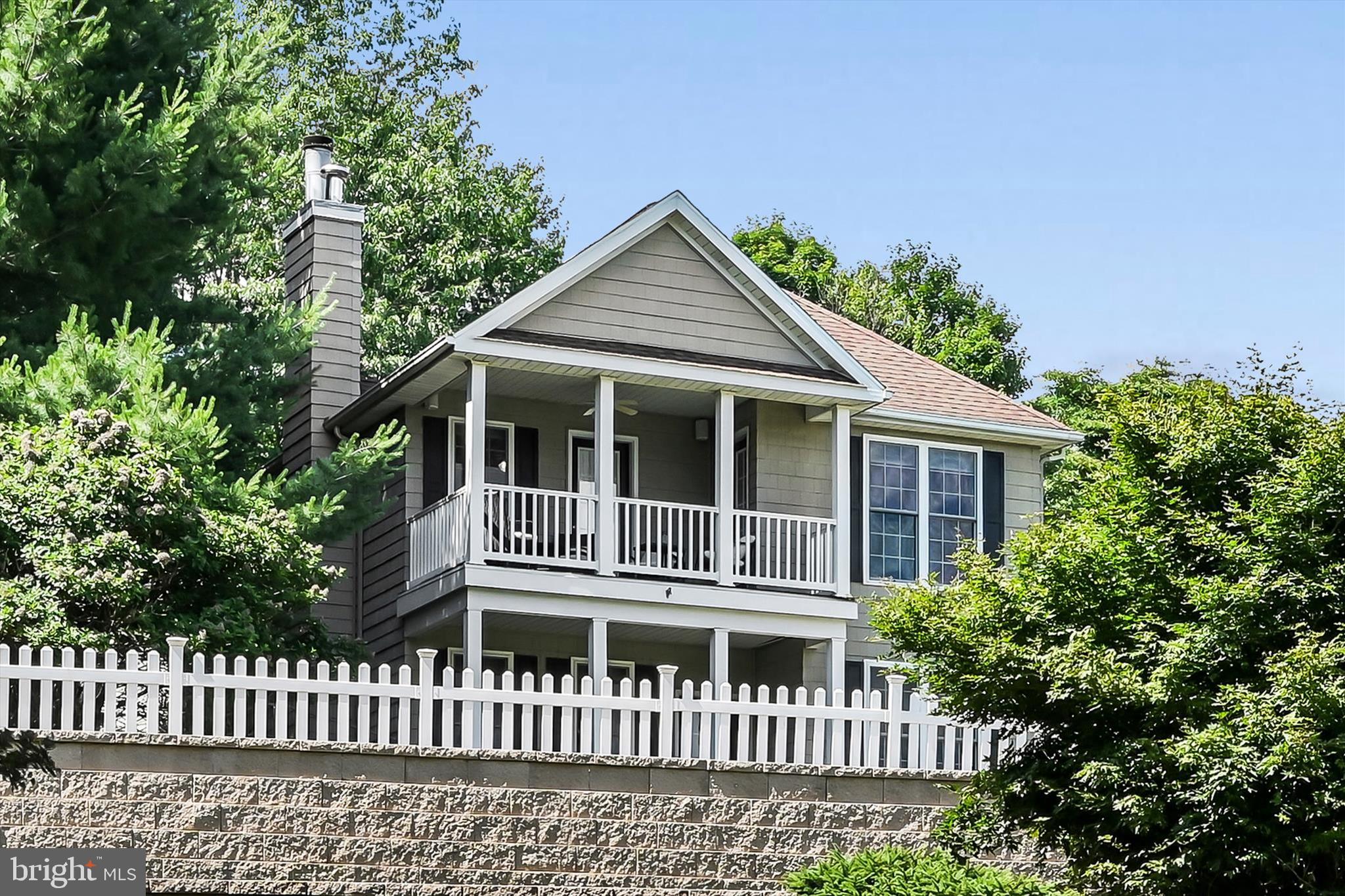 2129 WYNONAH DRIVE