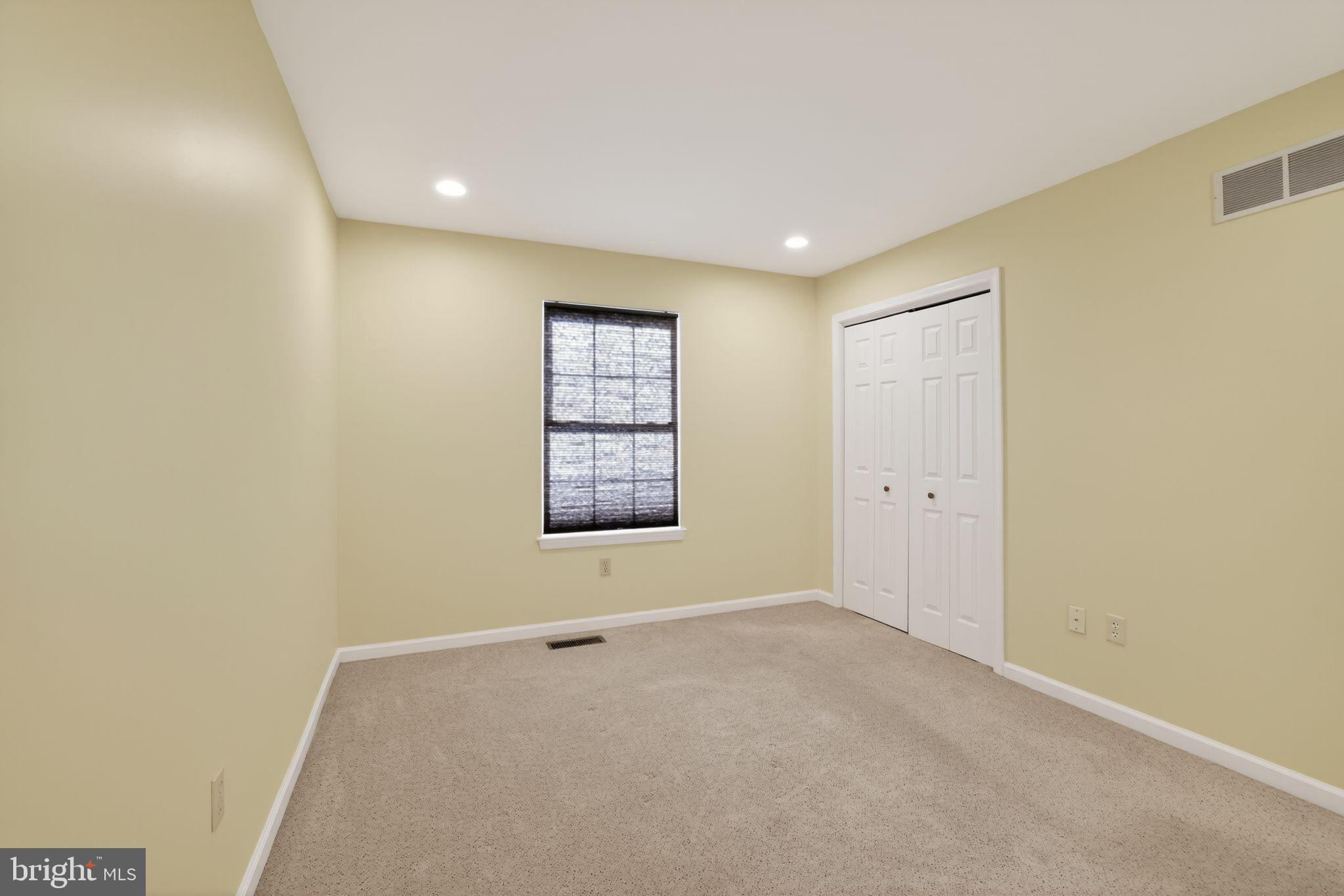 TIMBER KNOLLS - Residential