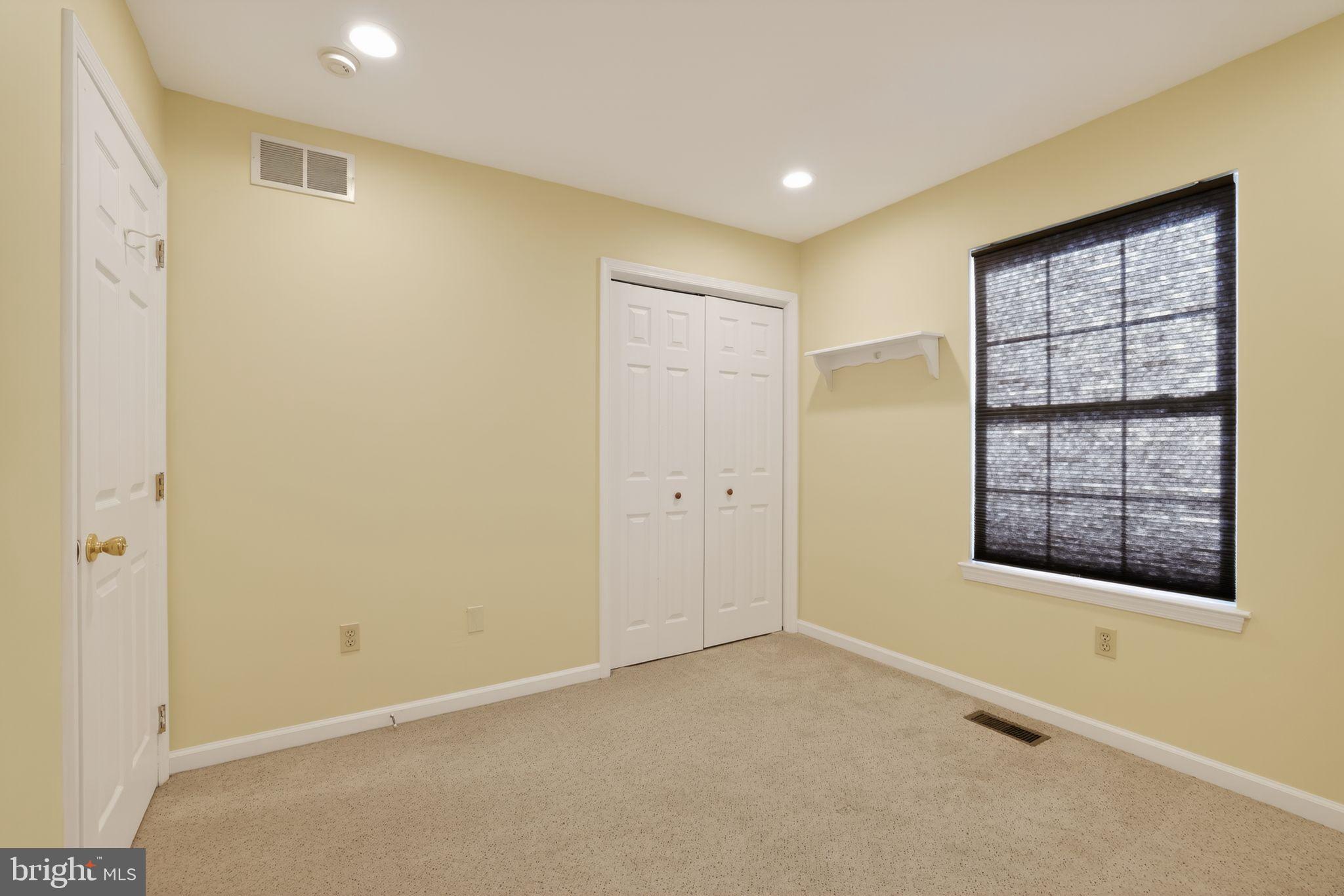 TIMBER KNOLLS - Residential