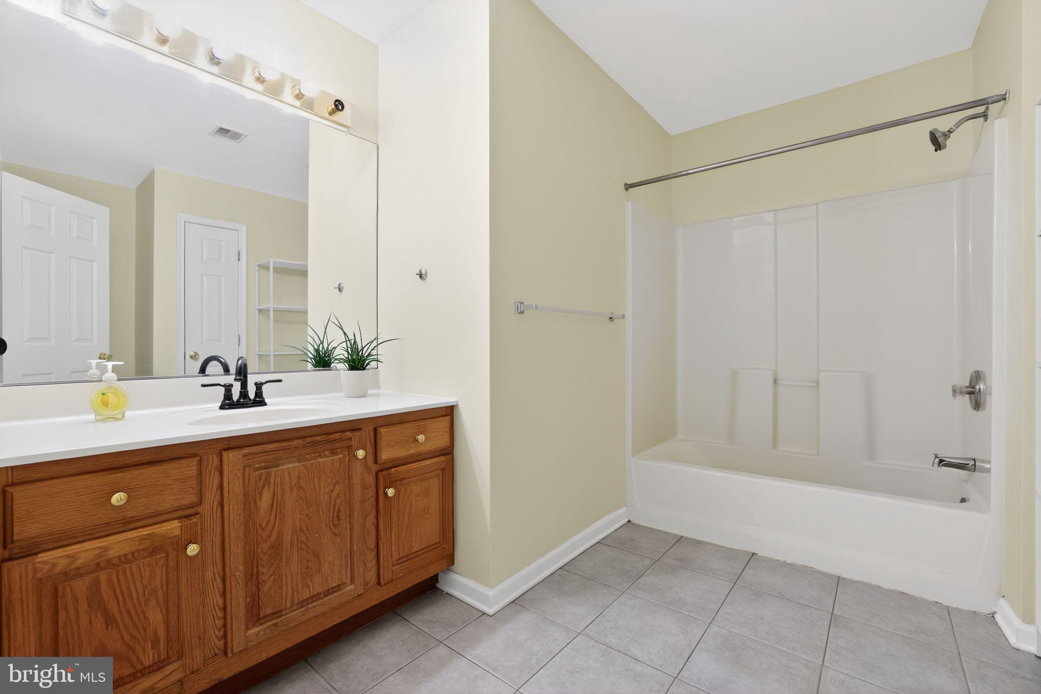 TIMBER KNOLLS - Residential