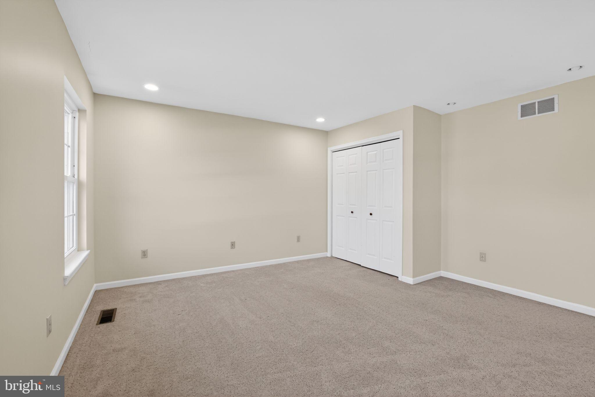 TIMBER KNOLLS - Residential