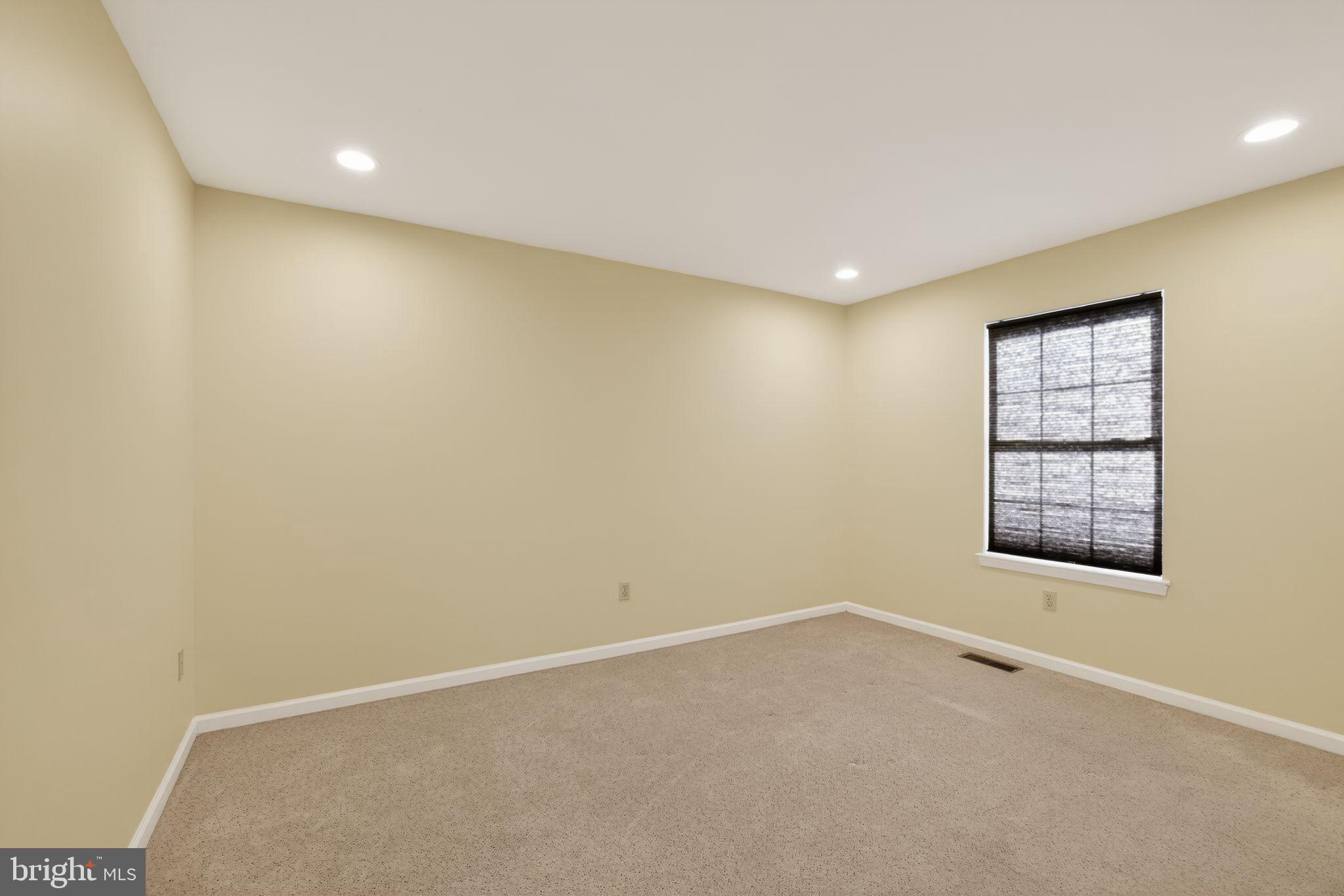 TIMBER KNOLLS - Residential