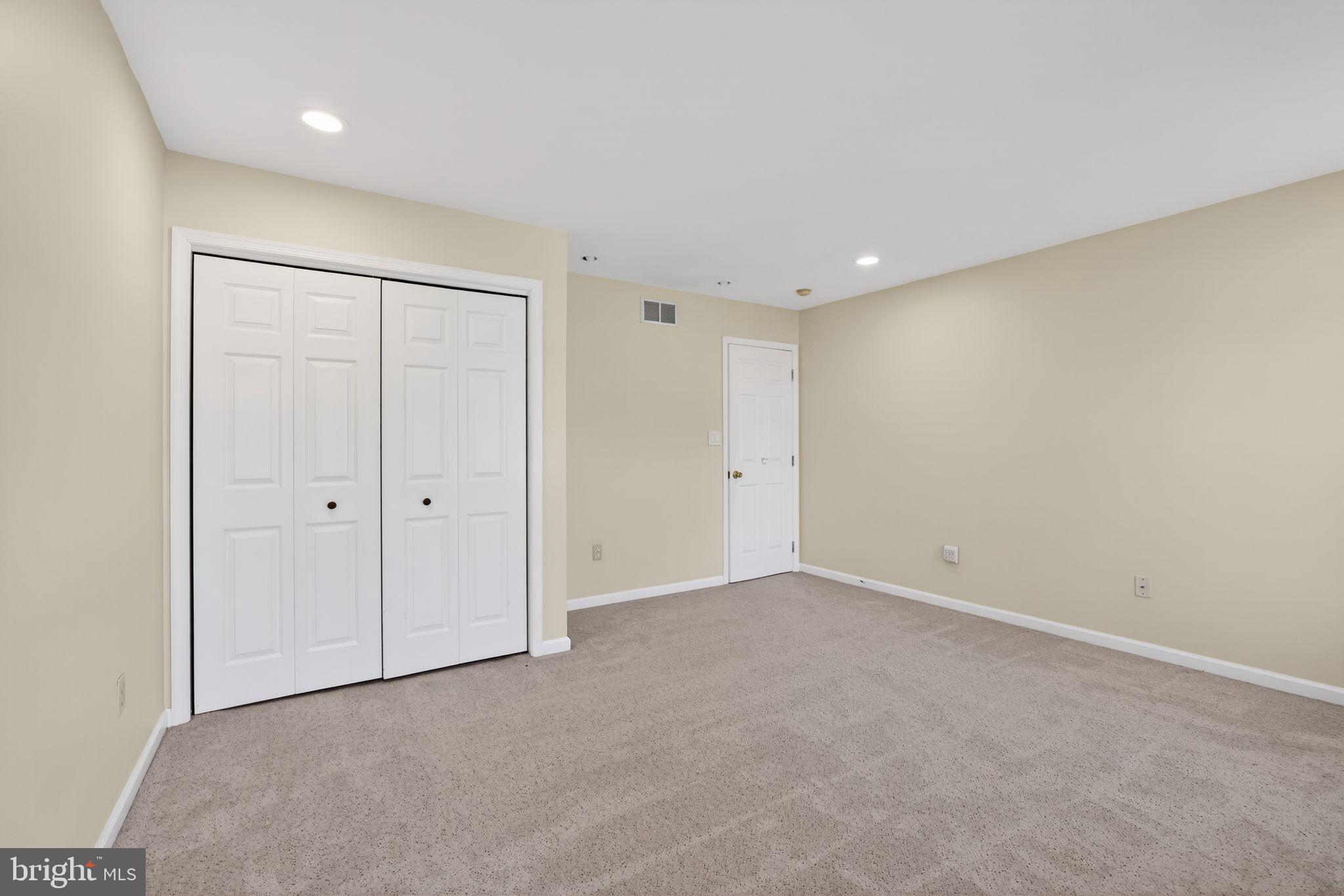 TIMBER KNOLLS - Residential