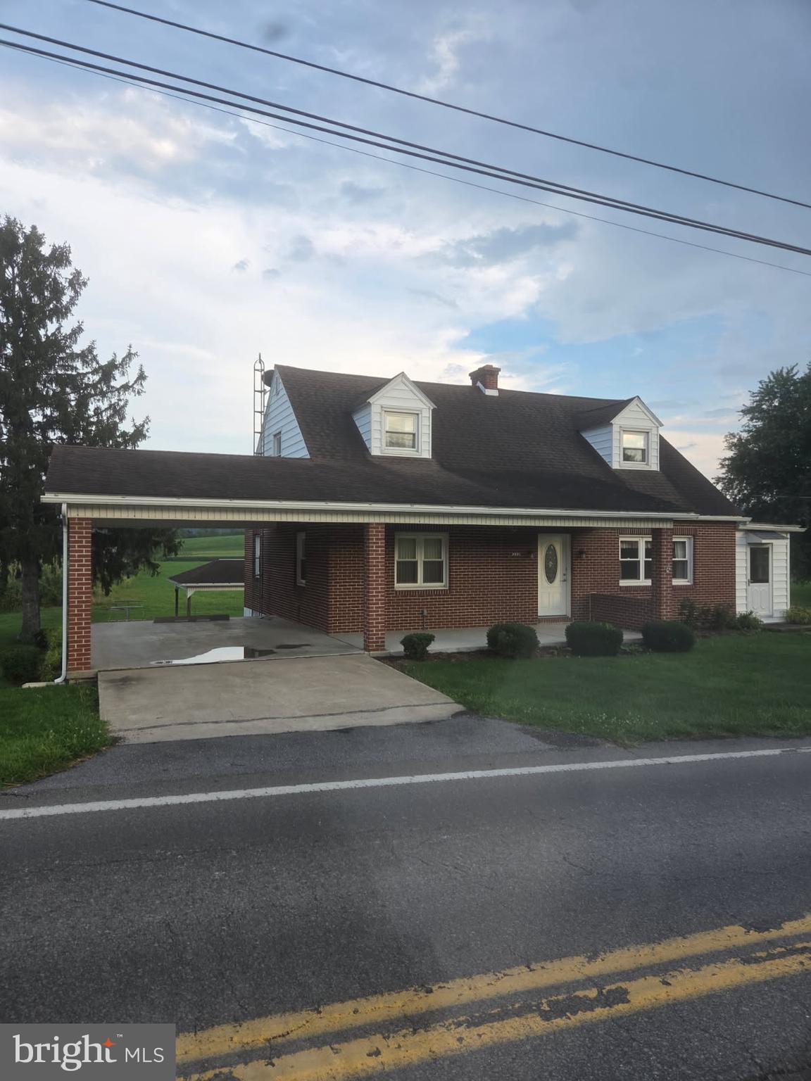 232 W MAIN STREET