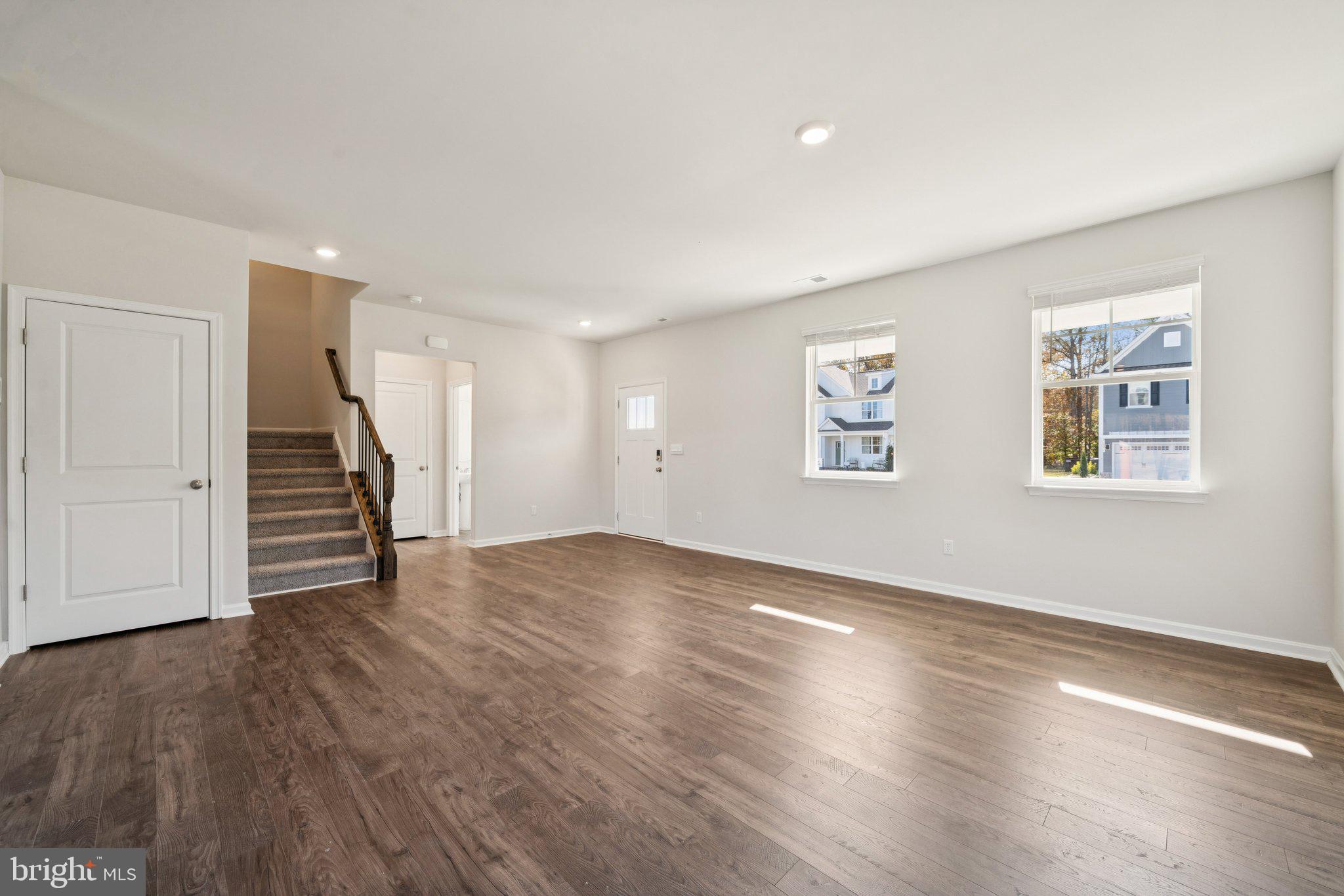 6323 STERLING WAY