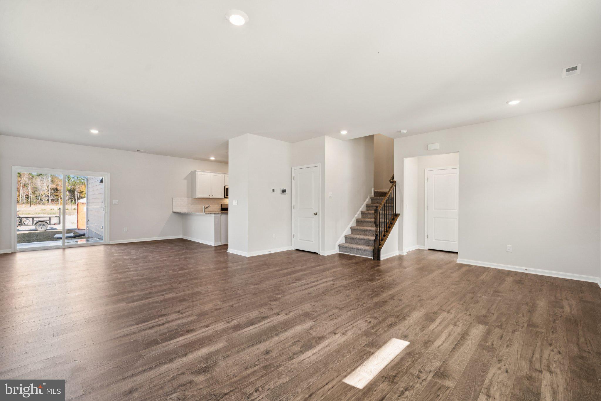 6323 STERLING WAY