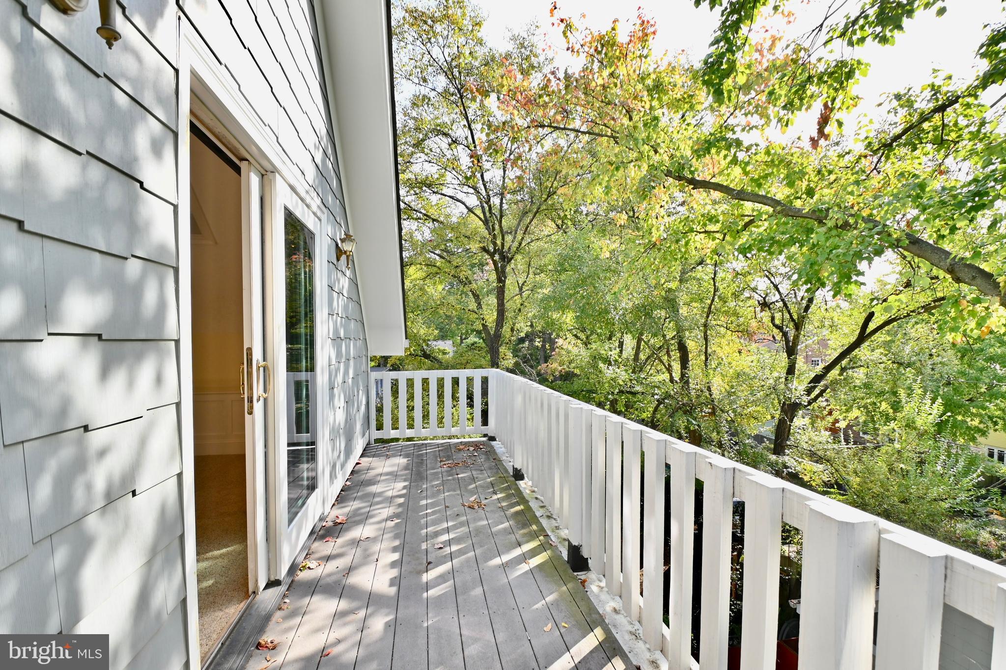 ROSEMONT - Residential Lease