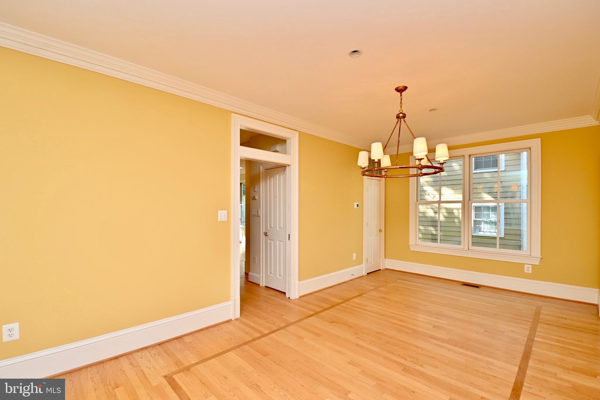 ROSEMONT - Residential Lease