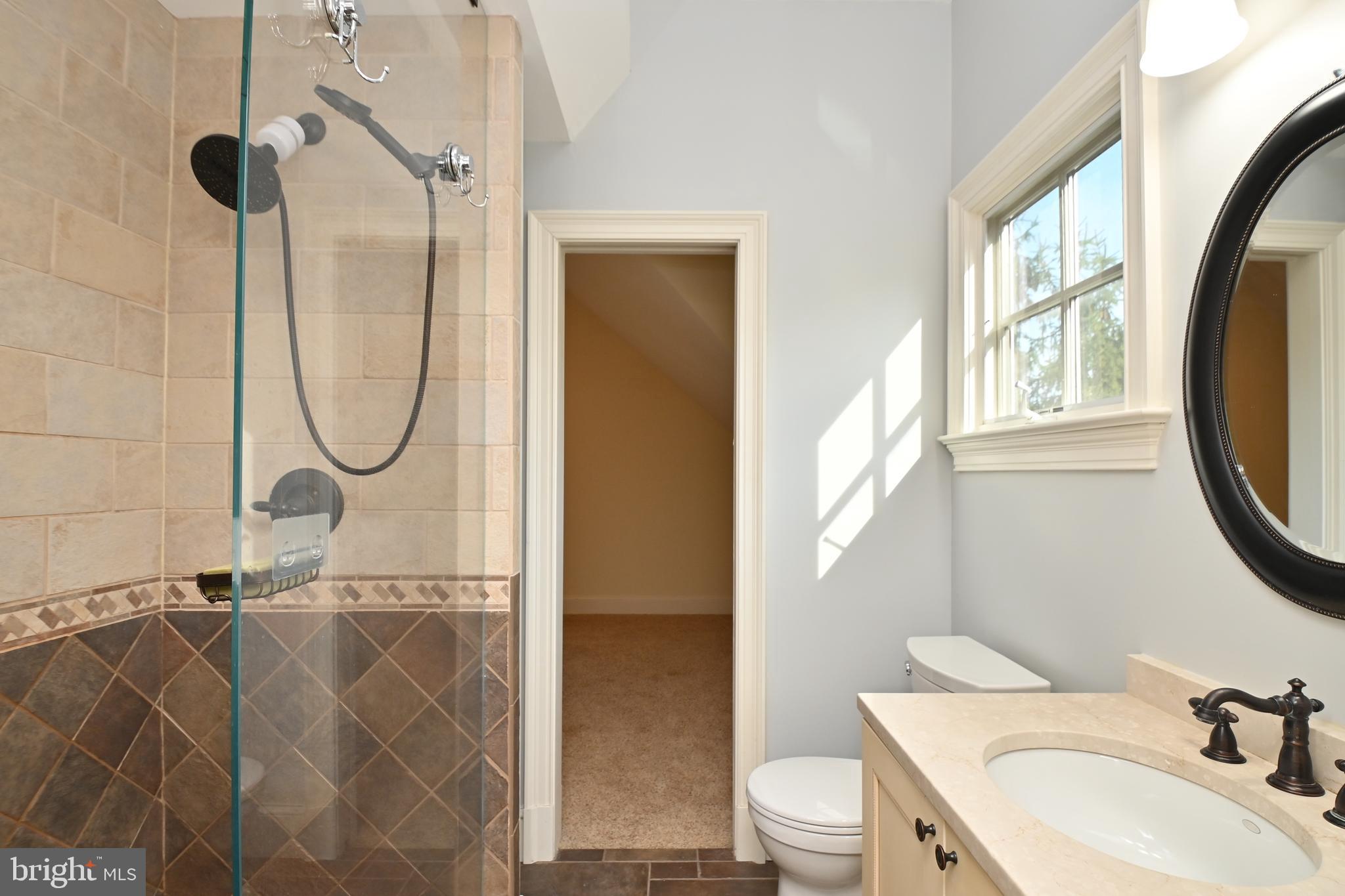 ROSEMONT - Residential Lease