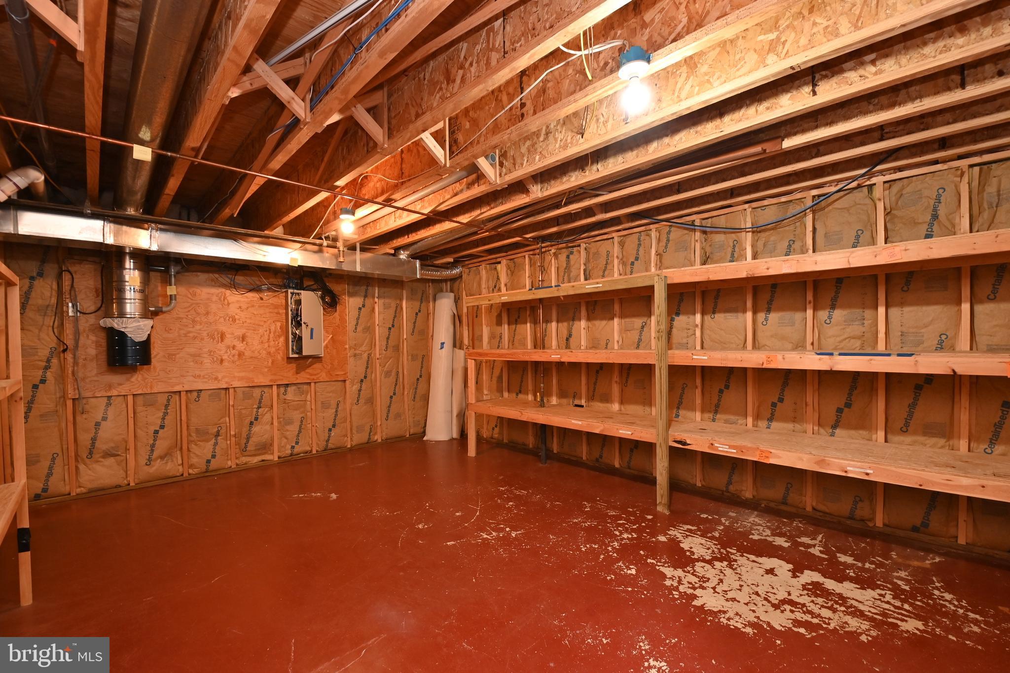 ROSEMONT - Residential Lease