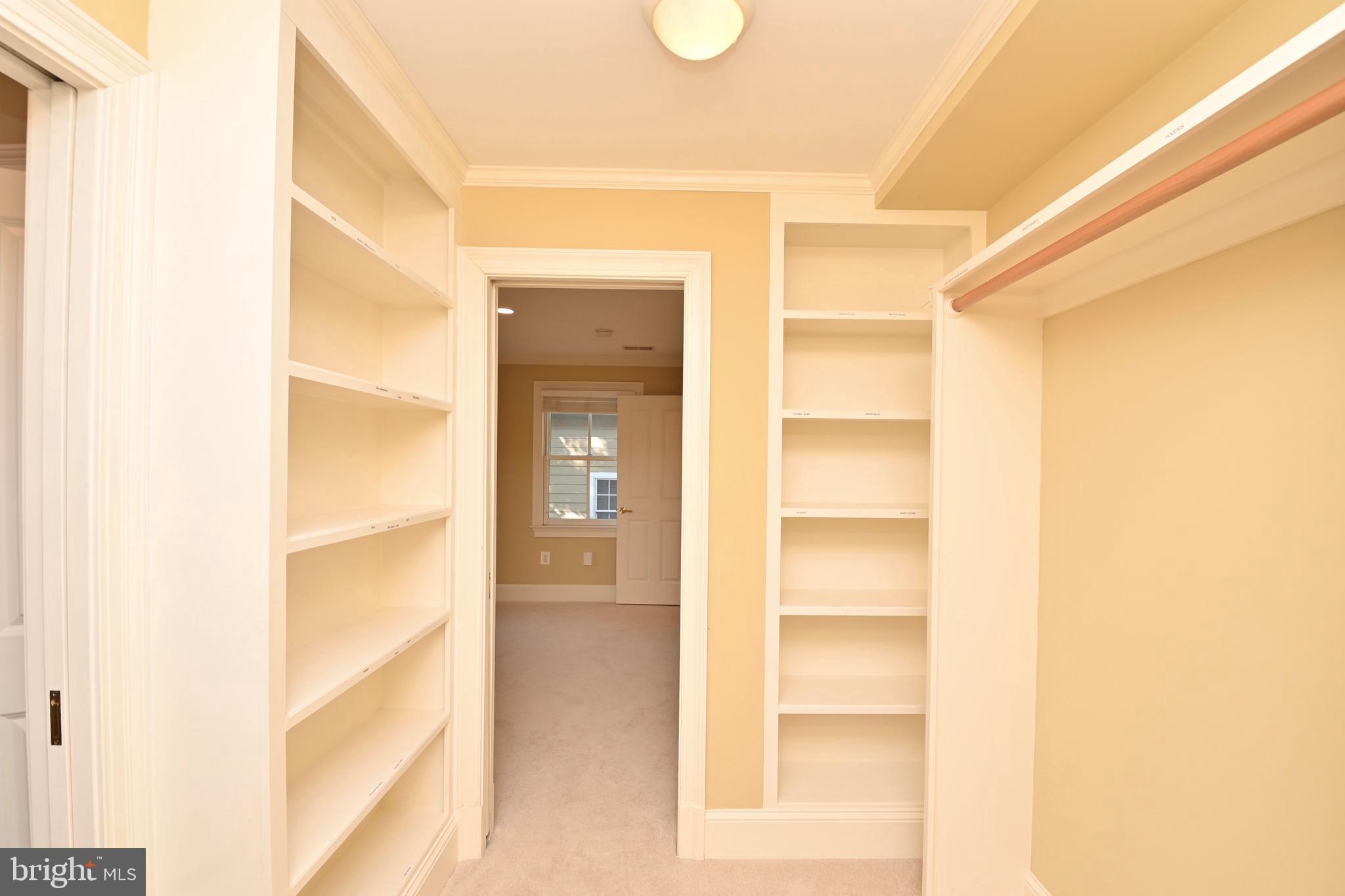 ROSEMONT - Residential Lease