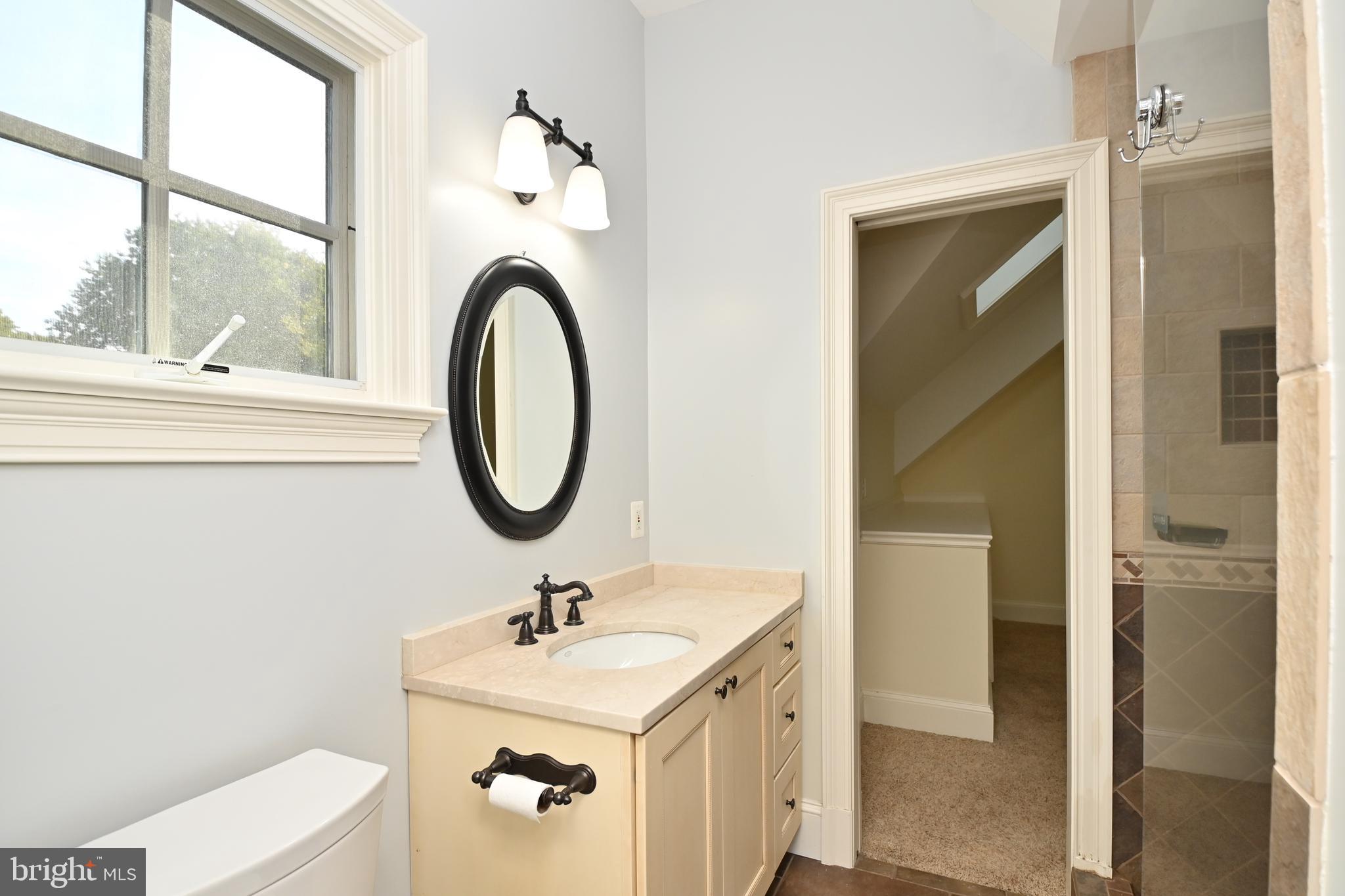 ROSEMONT - Residential Lease