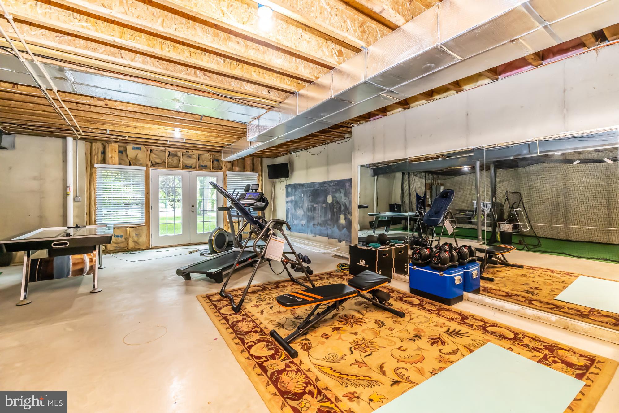 NEWLIN GREENE - Residential