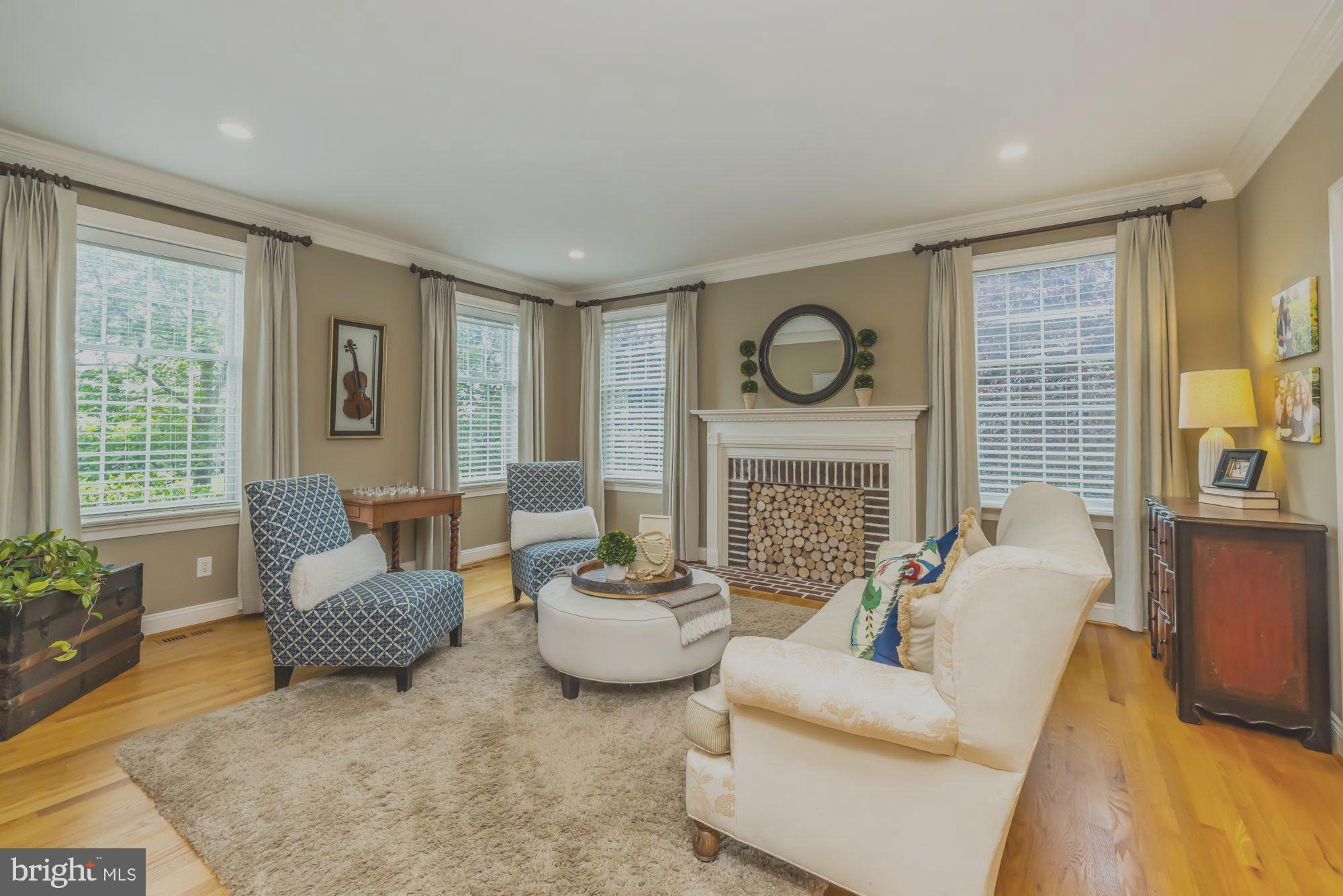 NEWLIN GREENE - Residential