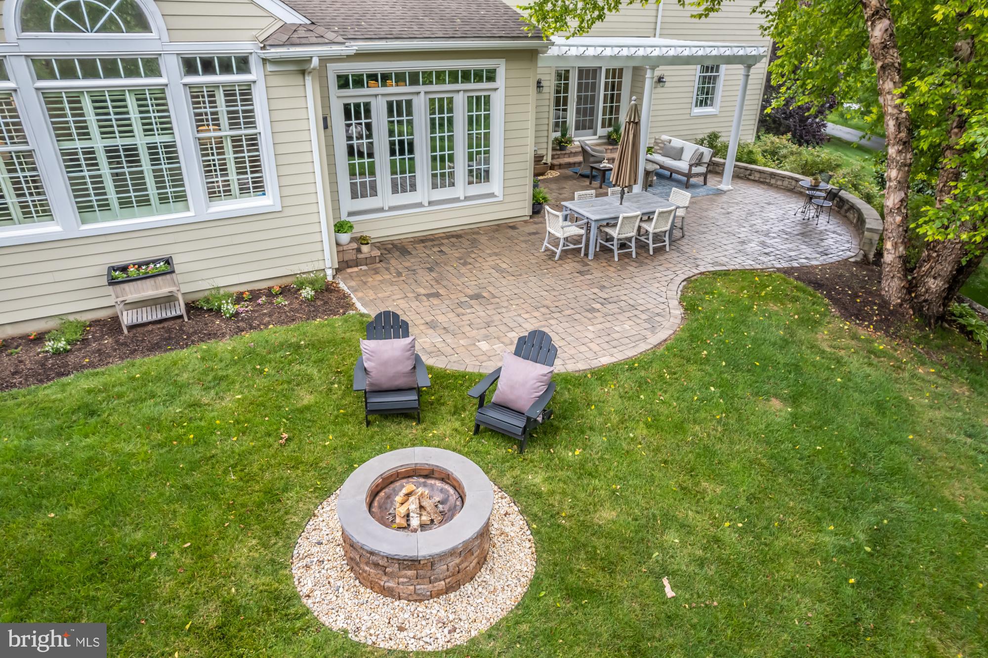 NEWLIN GREENE - Residential