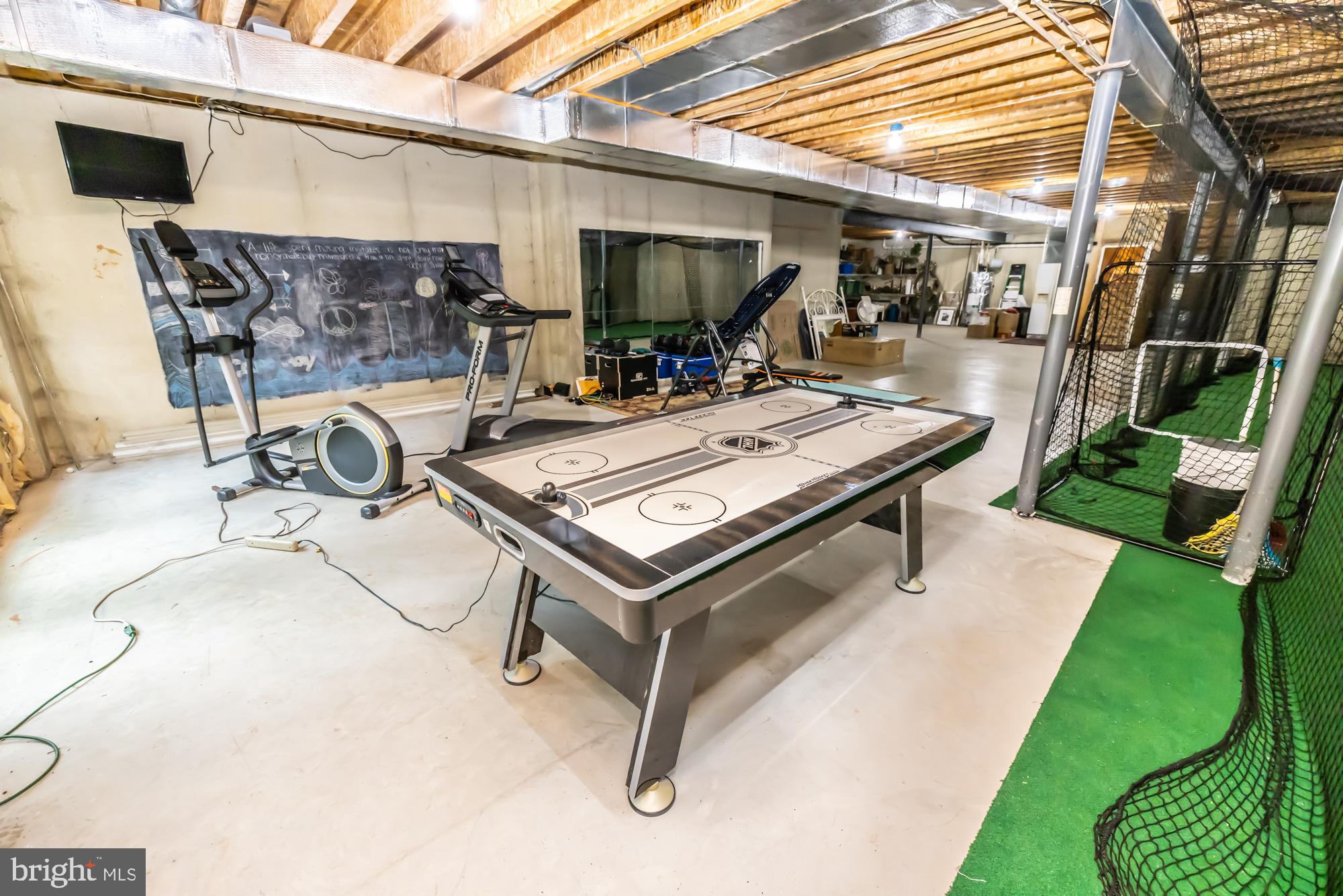 NEWLIN GREENE - Residential