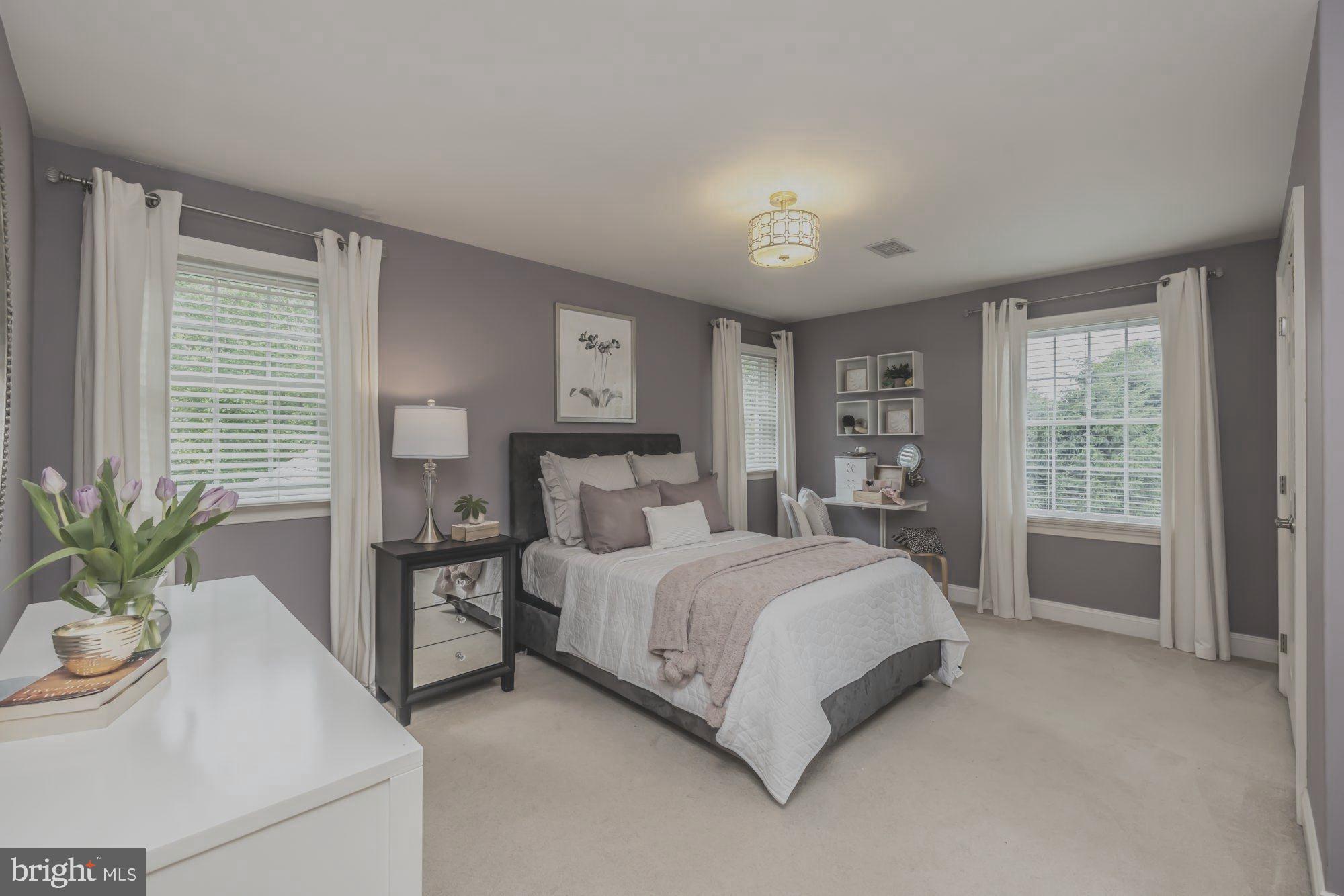 NEWLIN GREENE - Residential