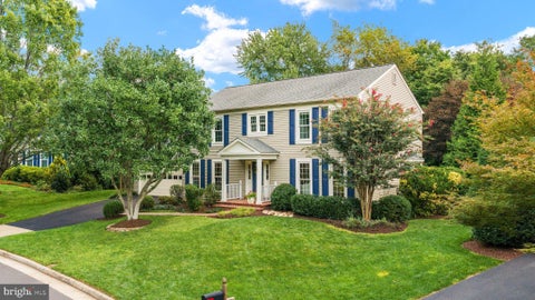 Photo of 13207 Wrenn House Lane, HERNDON, VA 20171 (MLS # VAFX2340318)