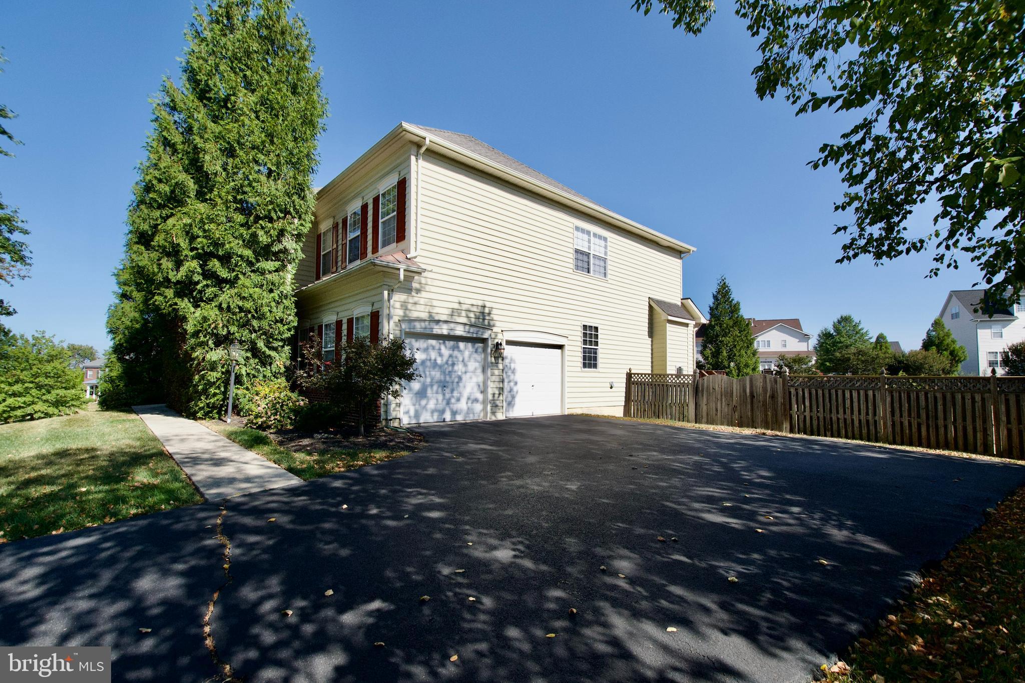 WESTVIEW ESTATES - Residential