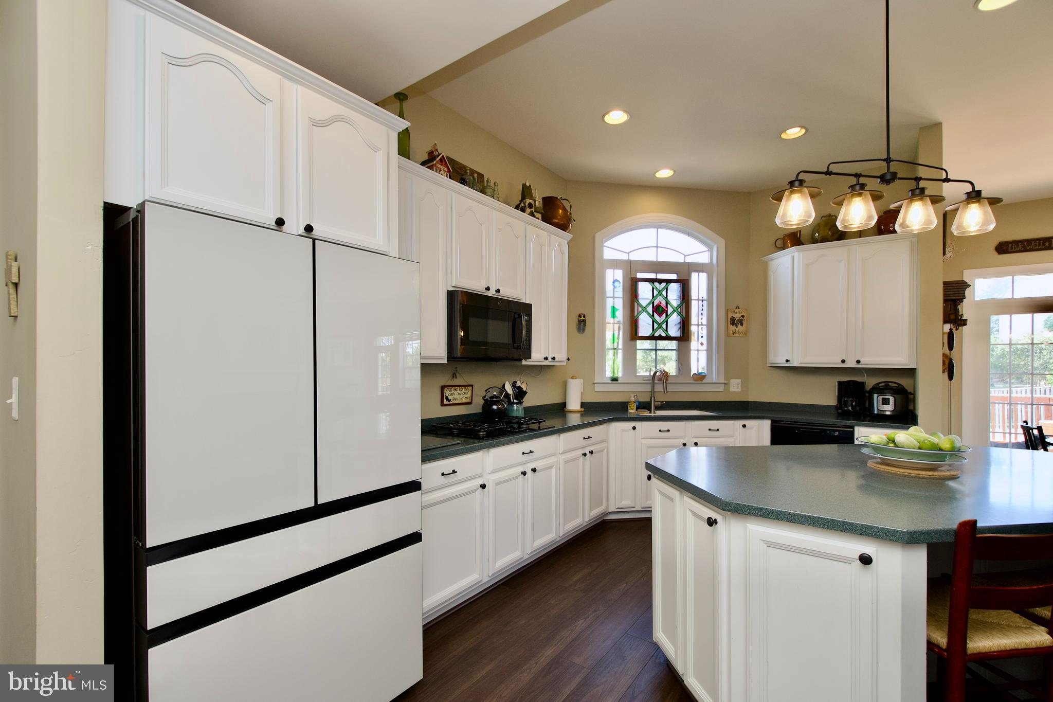 WESTVIEW ESTATES - Residential