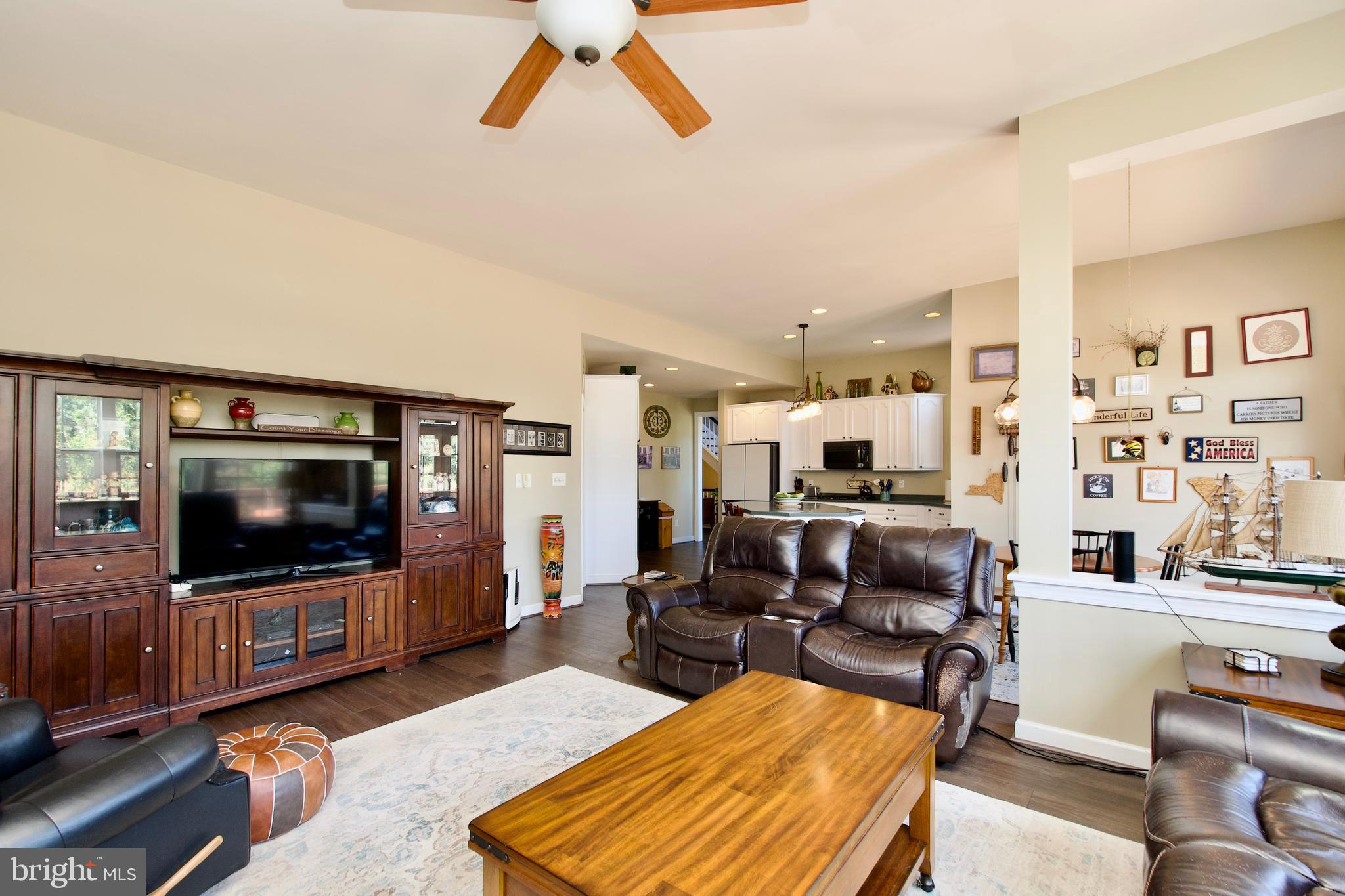 WESTVIEW ESTATES - Residential