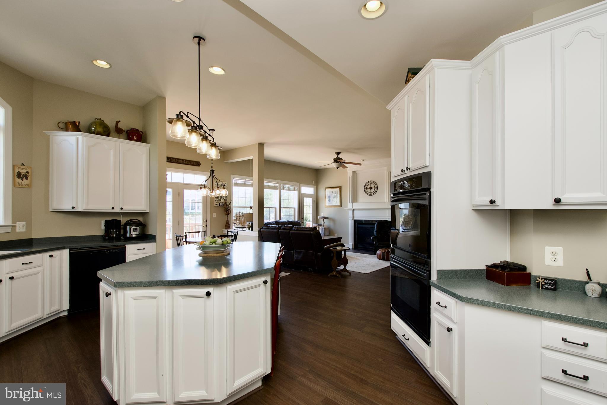 WESTVIEW ESTATES - Residential