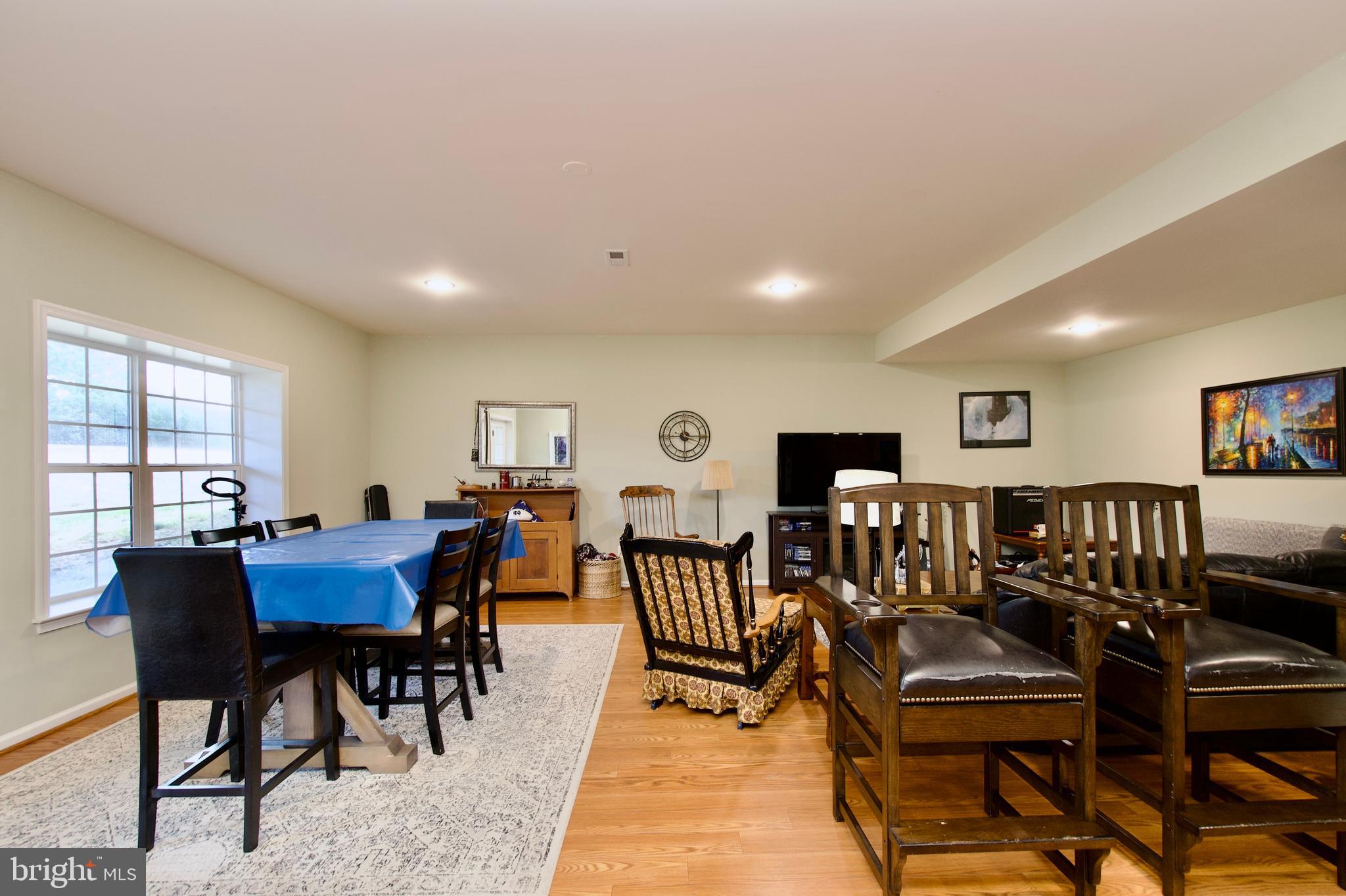 WESTVIEW ESTATES - Residential