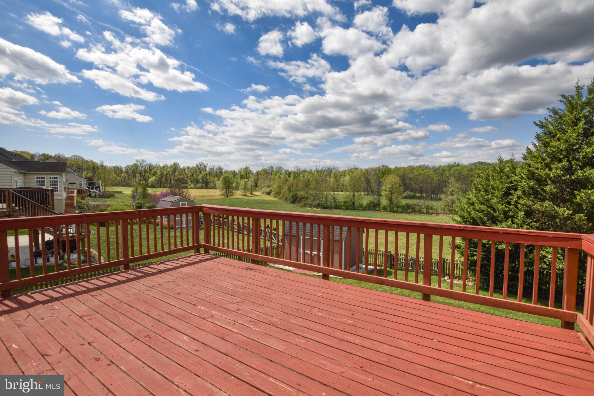 ARCHERS ROCK - Residential