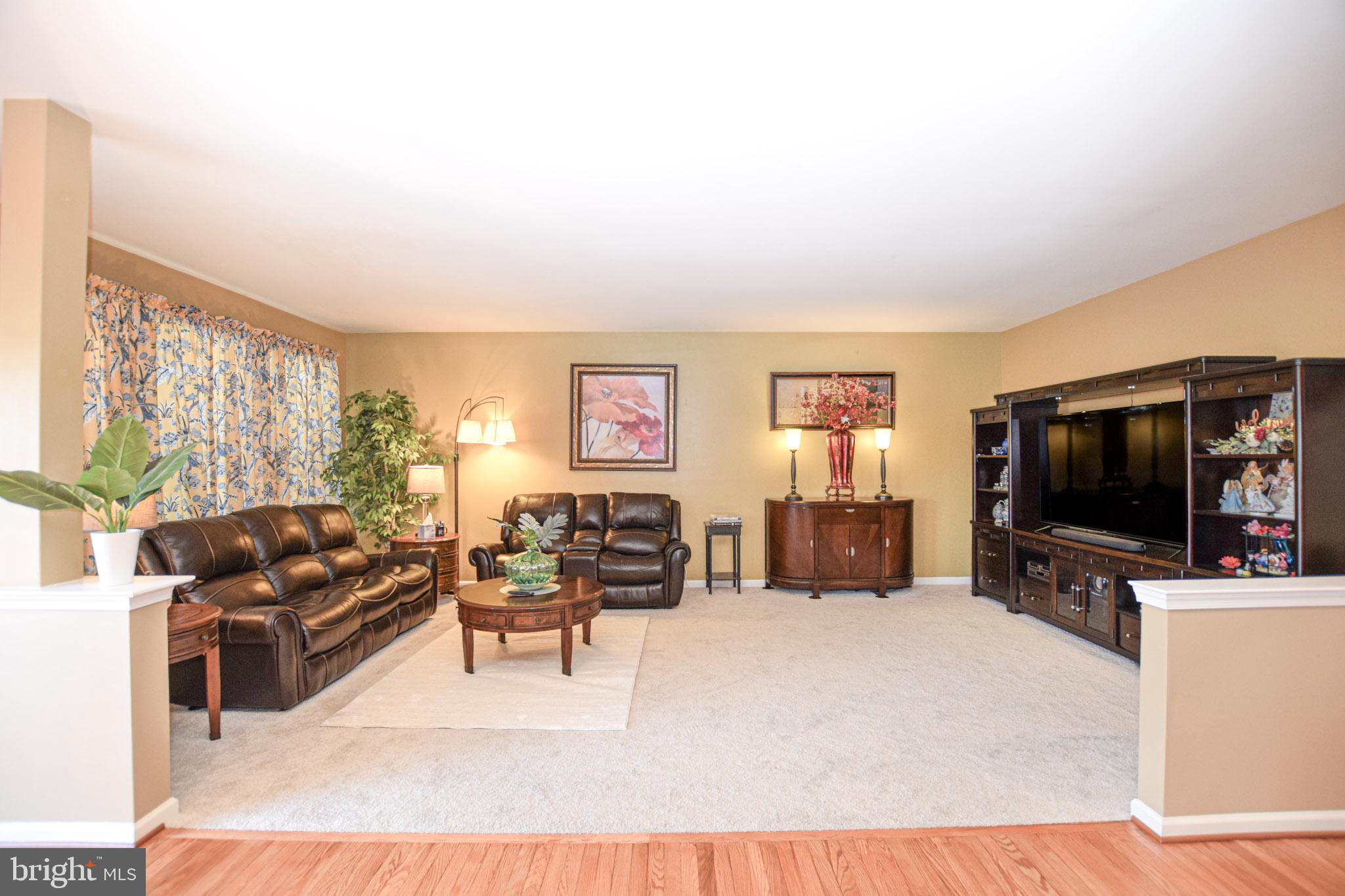 ARCHERS ROCK - Residential