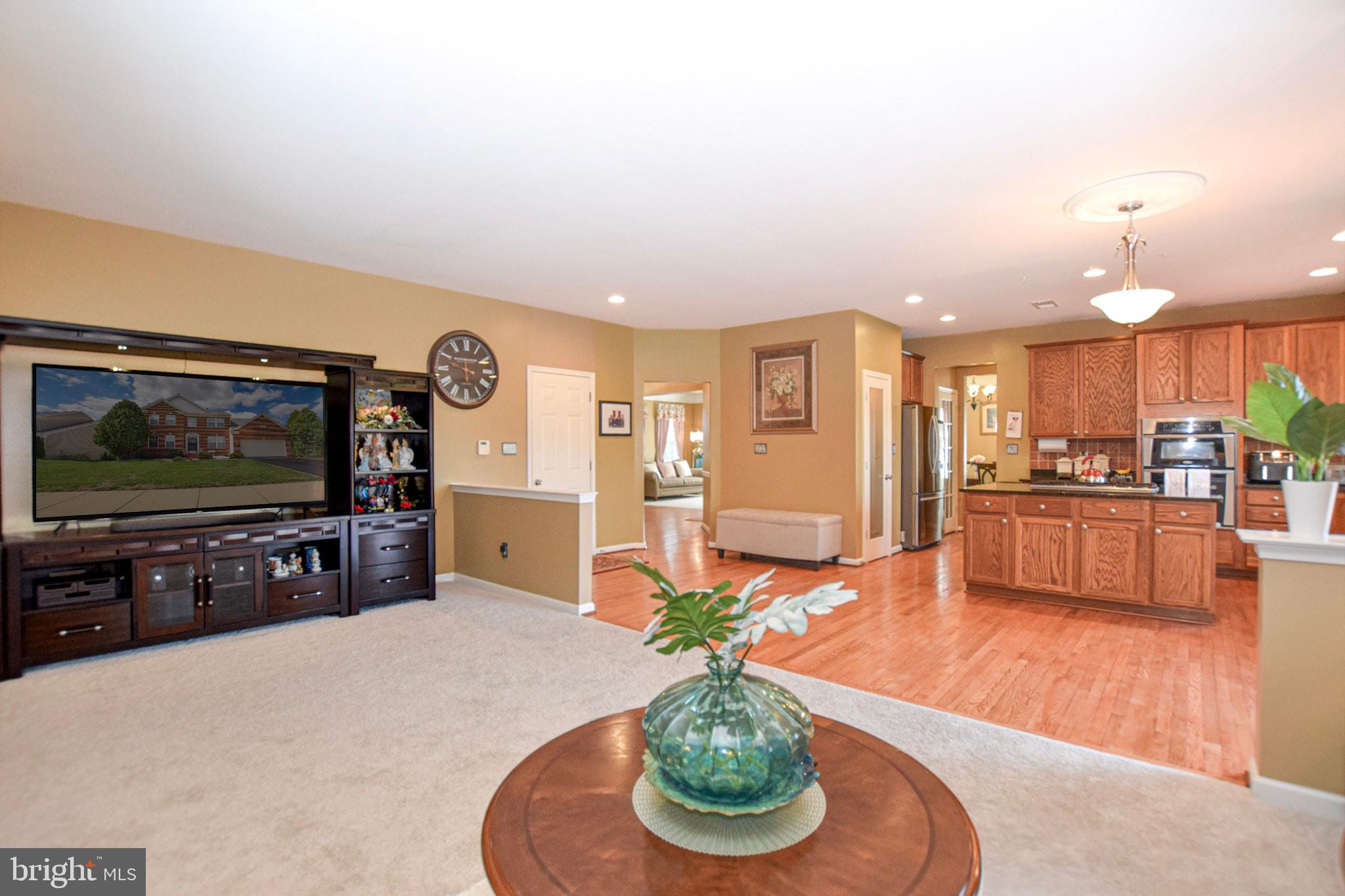 ARCHERS ROCK - Residential