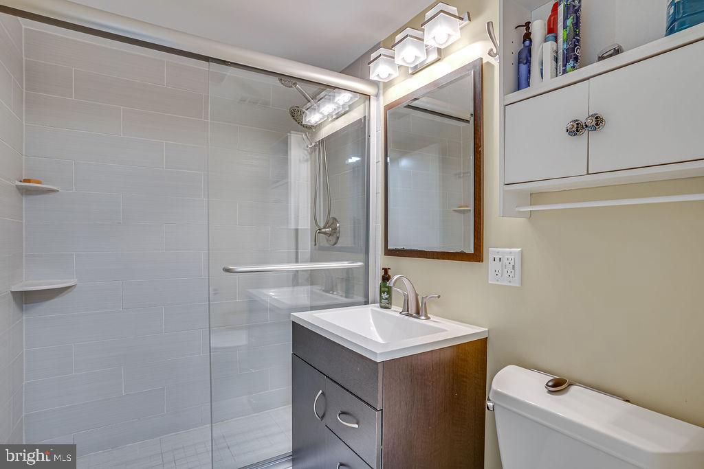 THE ARLINGTON - Residential Lease