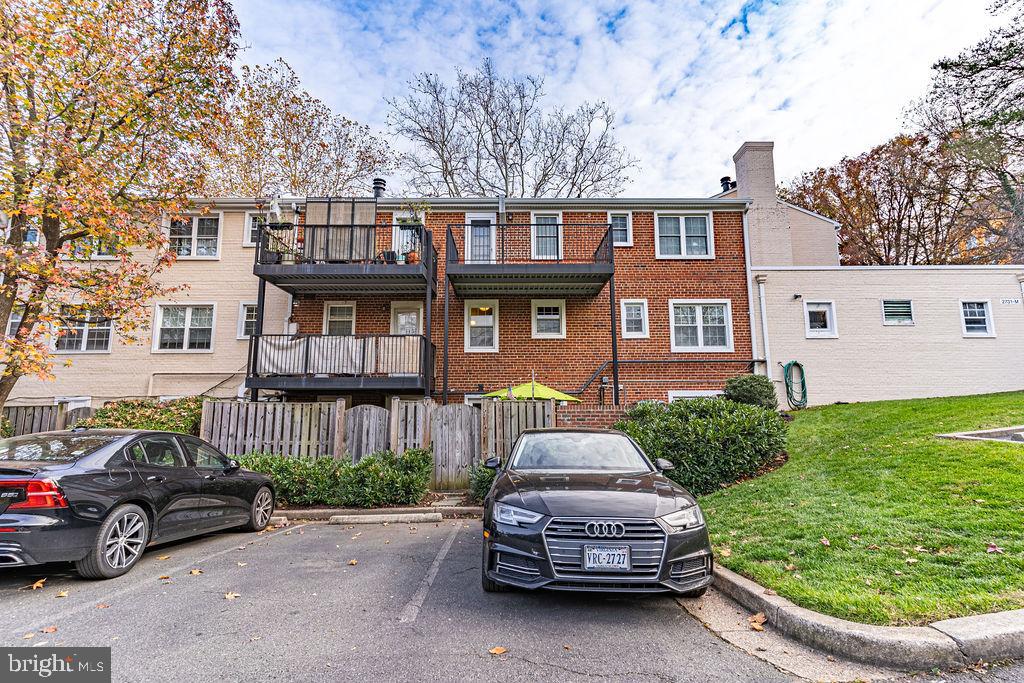 THE ARLINGTON - Residential Lease