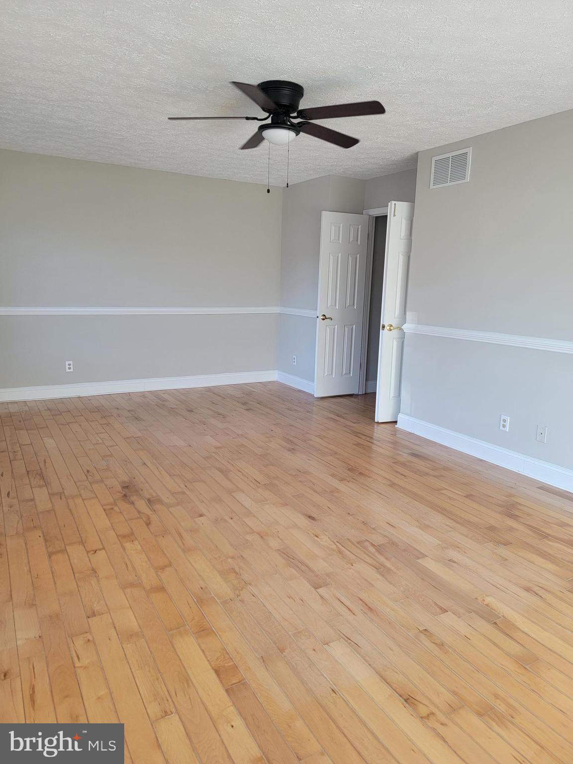 FOXBOROUGH FARMS - Residential