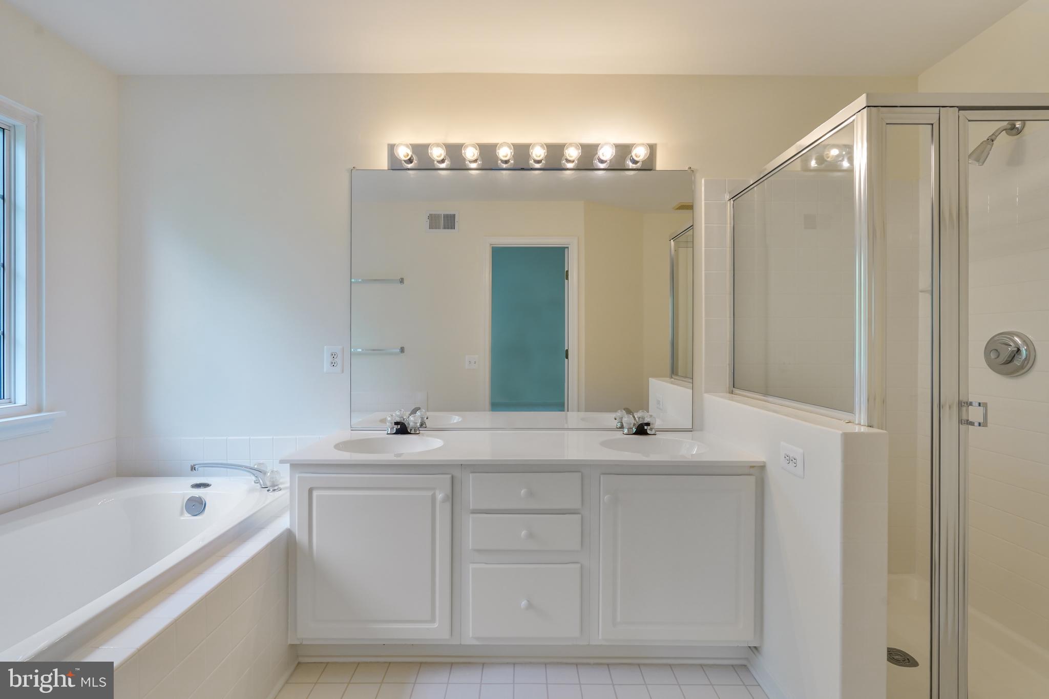 RIDGELEIGH - Residential Lease