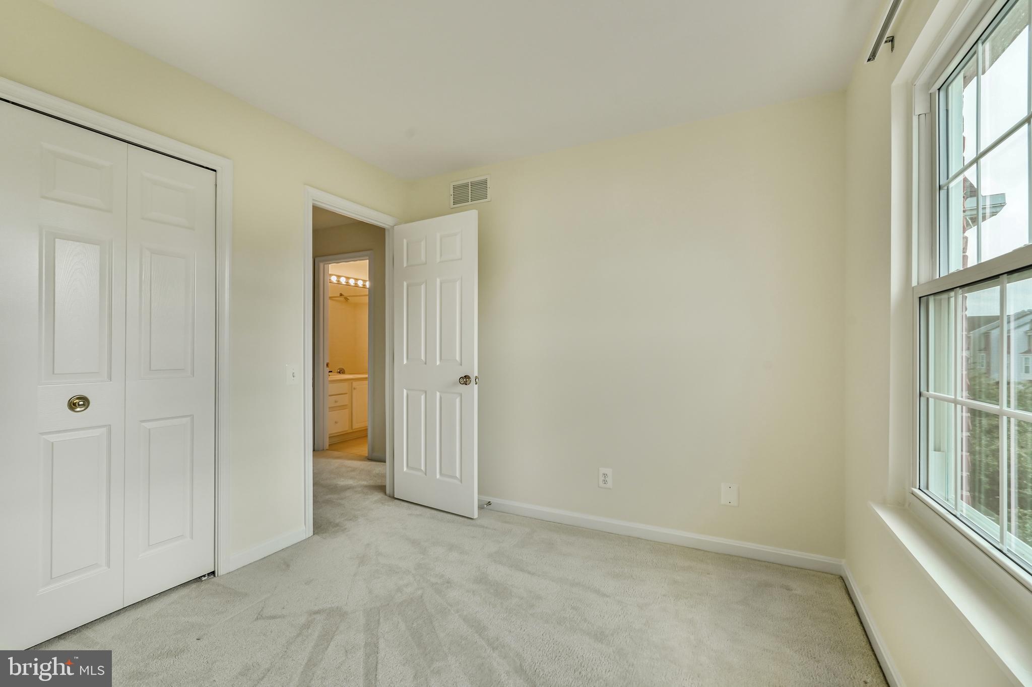 RIDGELEIGH - Residential Lease